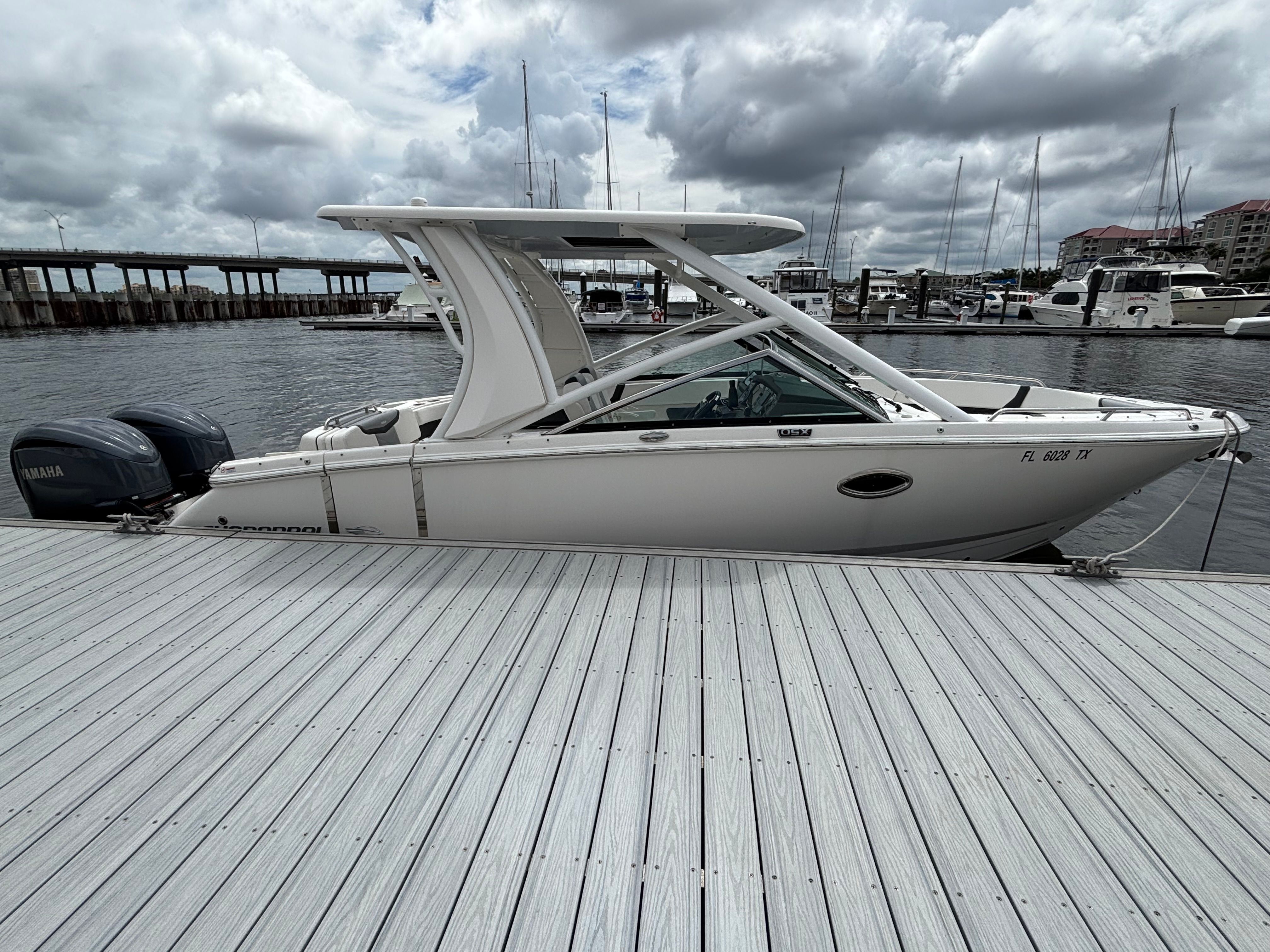 2023 Chaparral 280 OSX