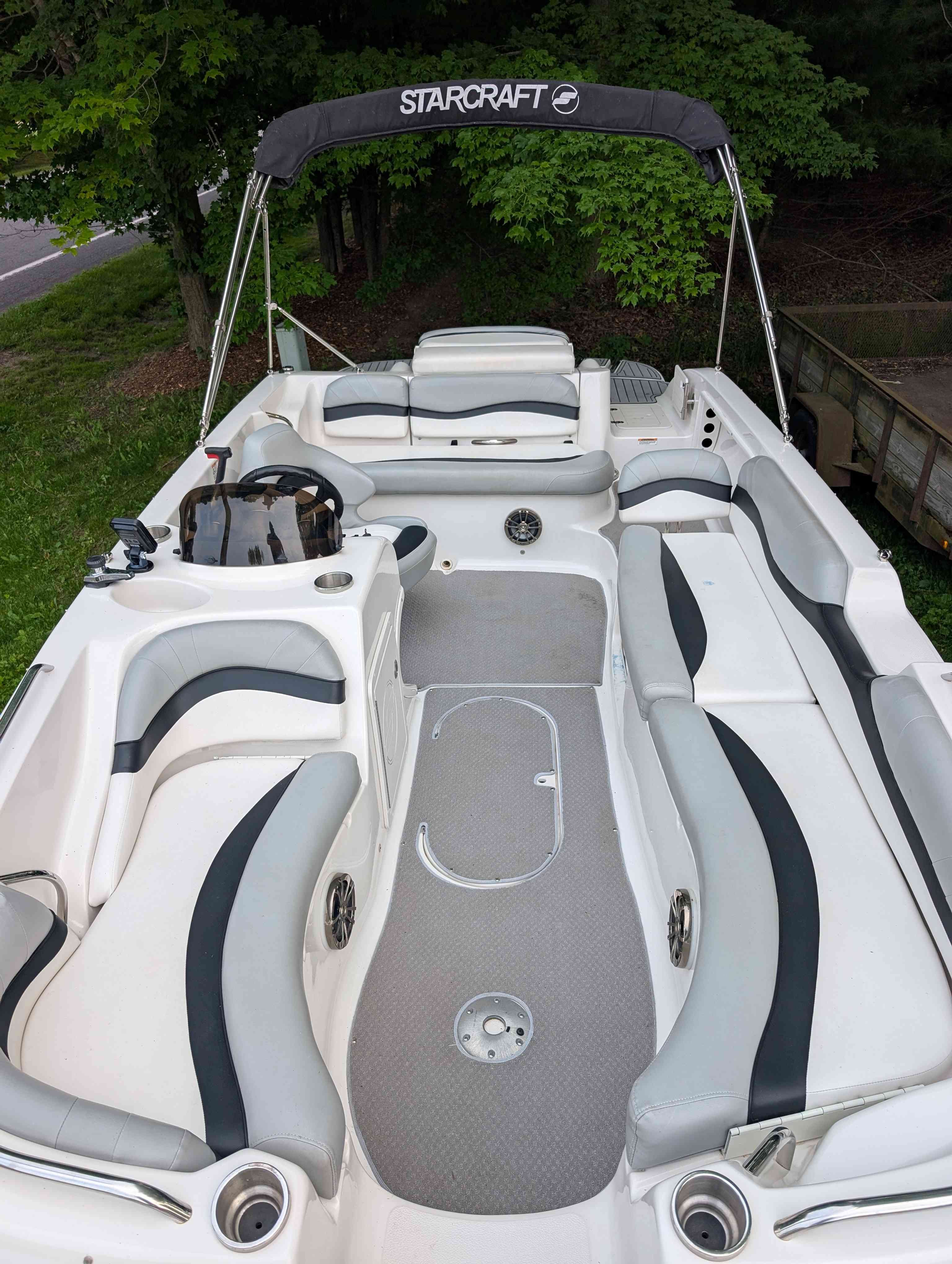 Interior view of a 2015 Starcraft 2000 boat.