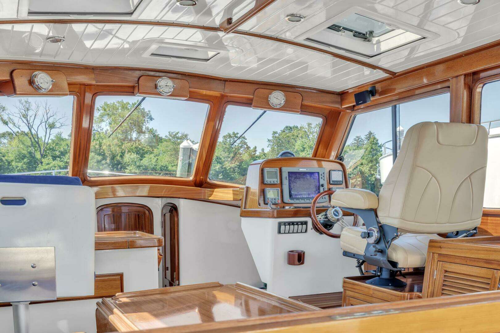 2007 Gorbon 40 - Image 19
