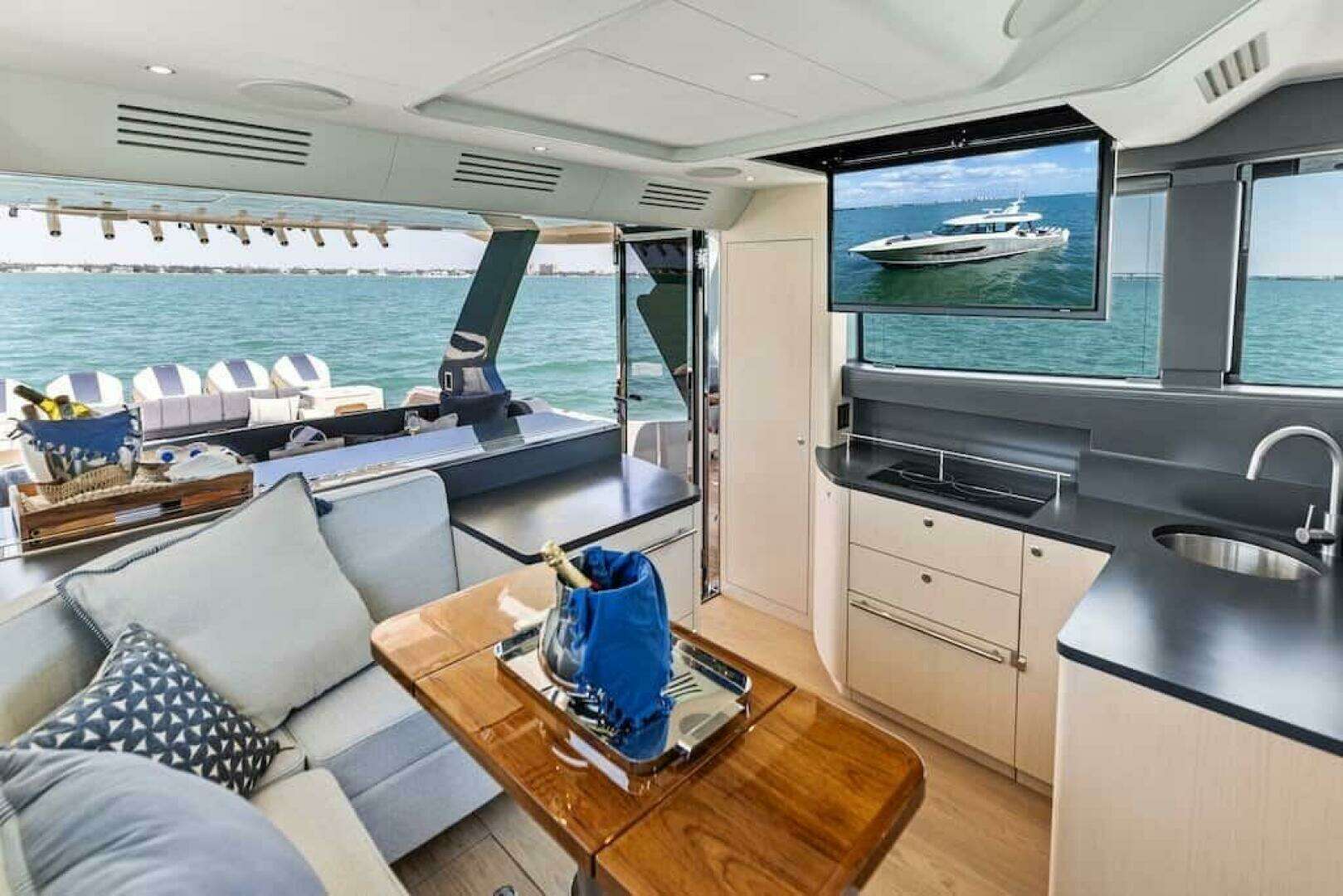 2027 Scout 670 LXS - Image 58