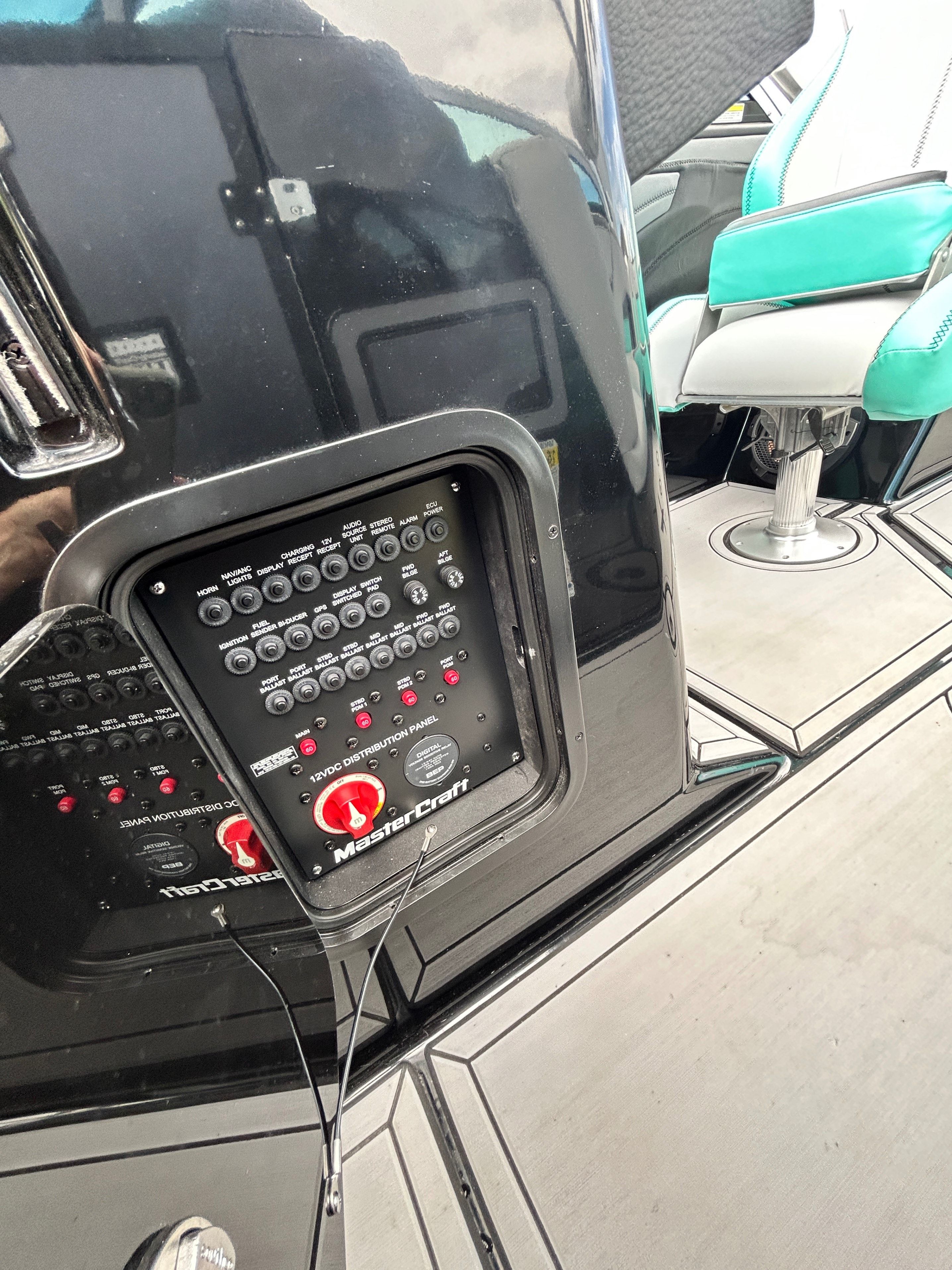 2019 MasterCraft XStar - 29