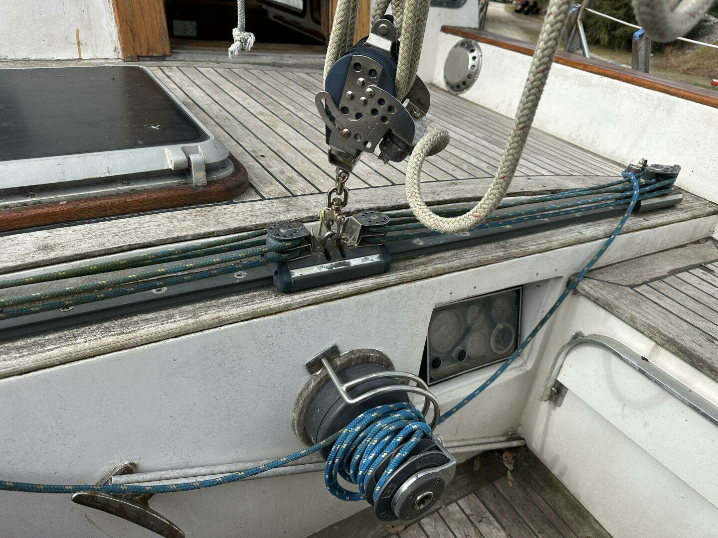 1986 Oceanic — - Image 129