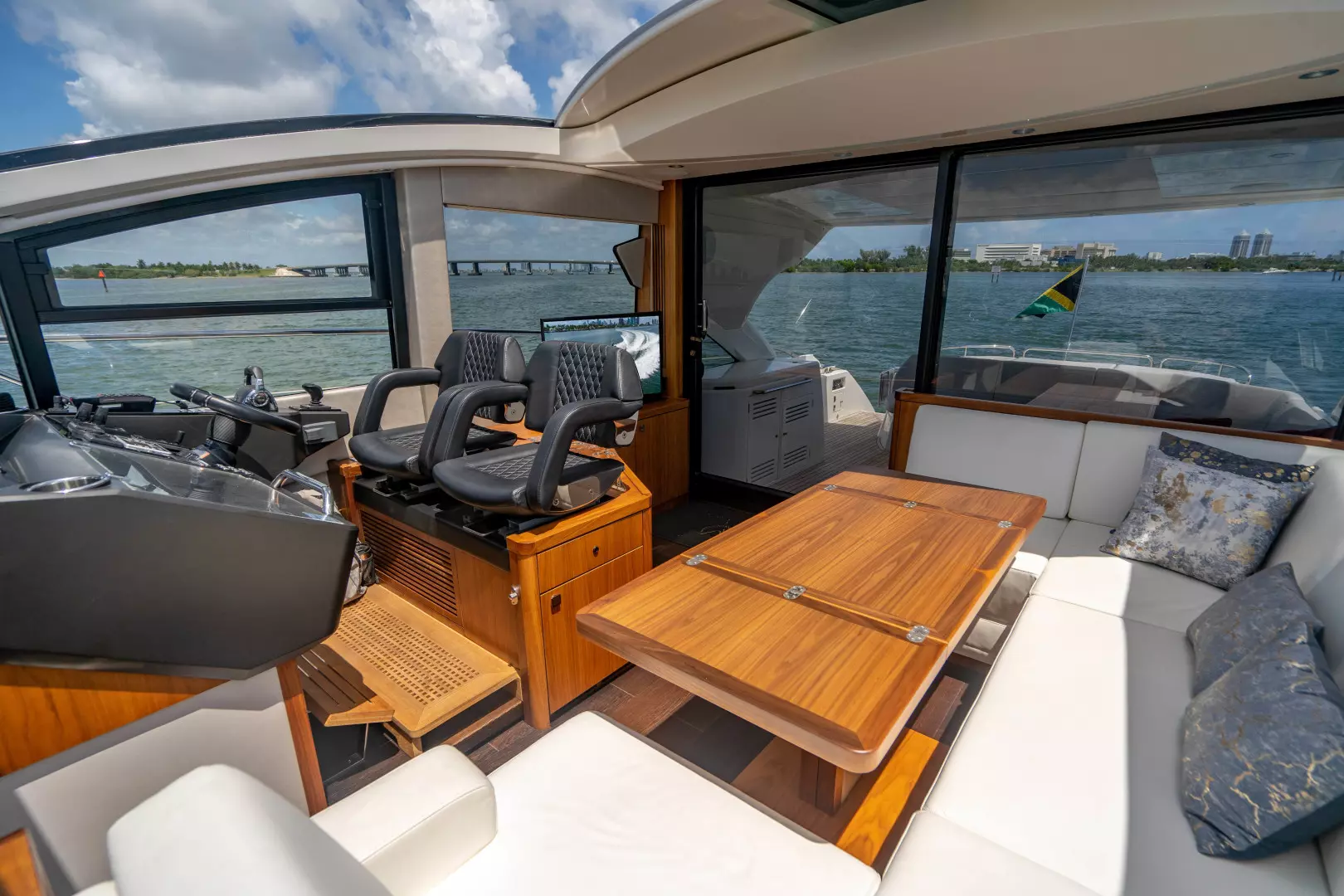 2019 Sunseeker Predator - Image 58