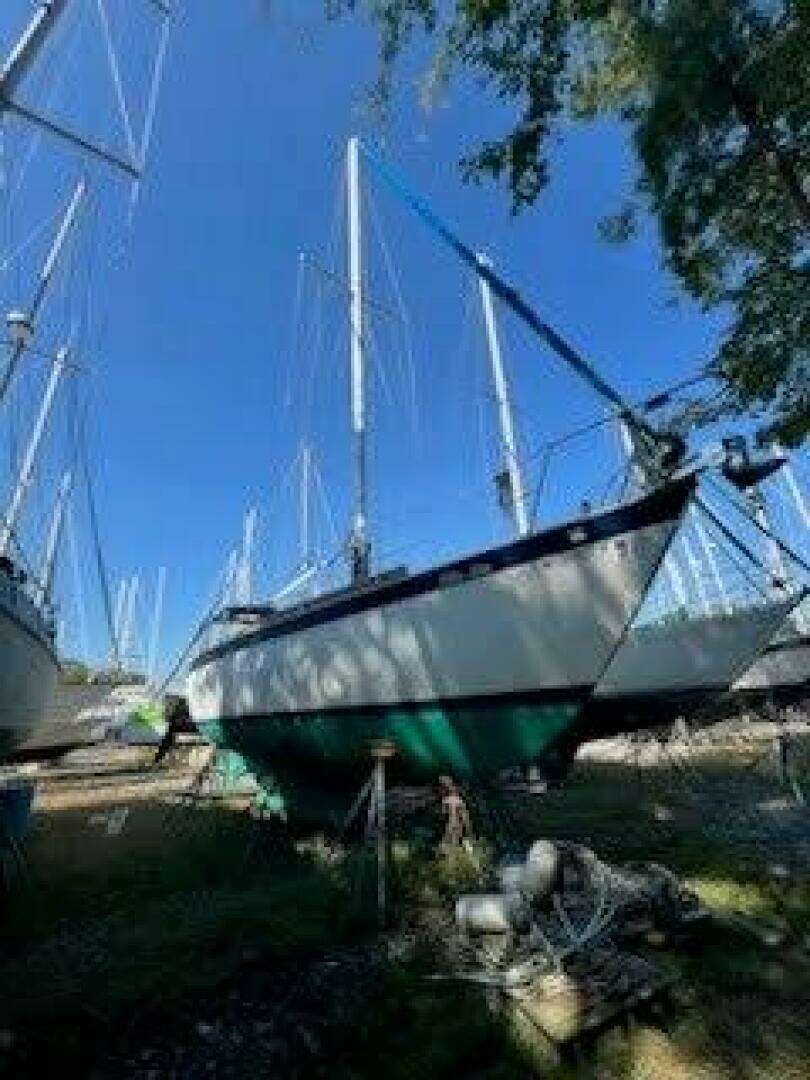 1978 Endeavour 37 - Image 2