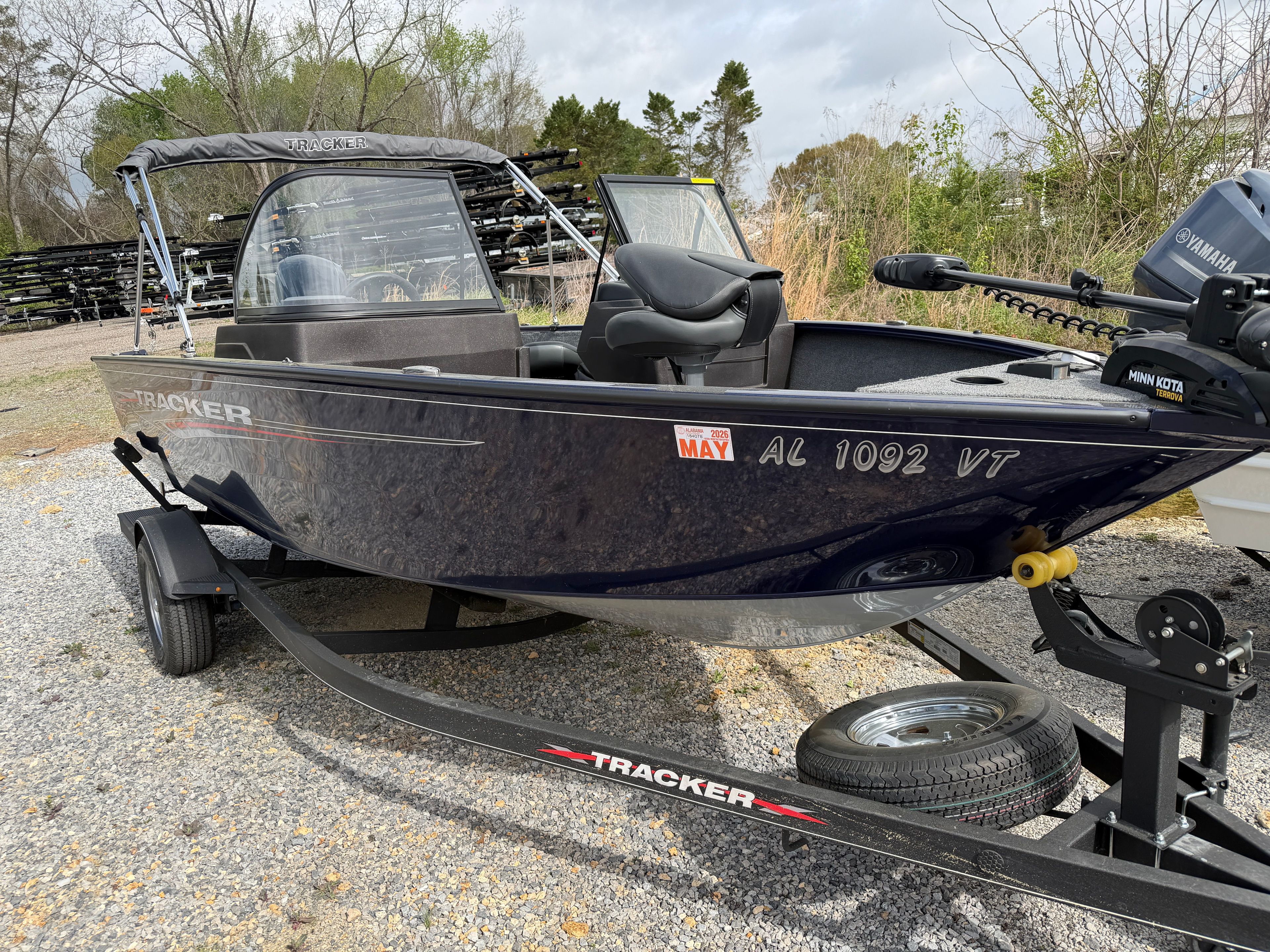 2023 Tracker Pro Guide V-175