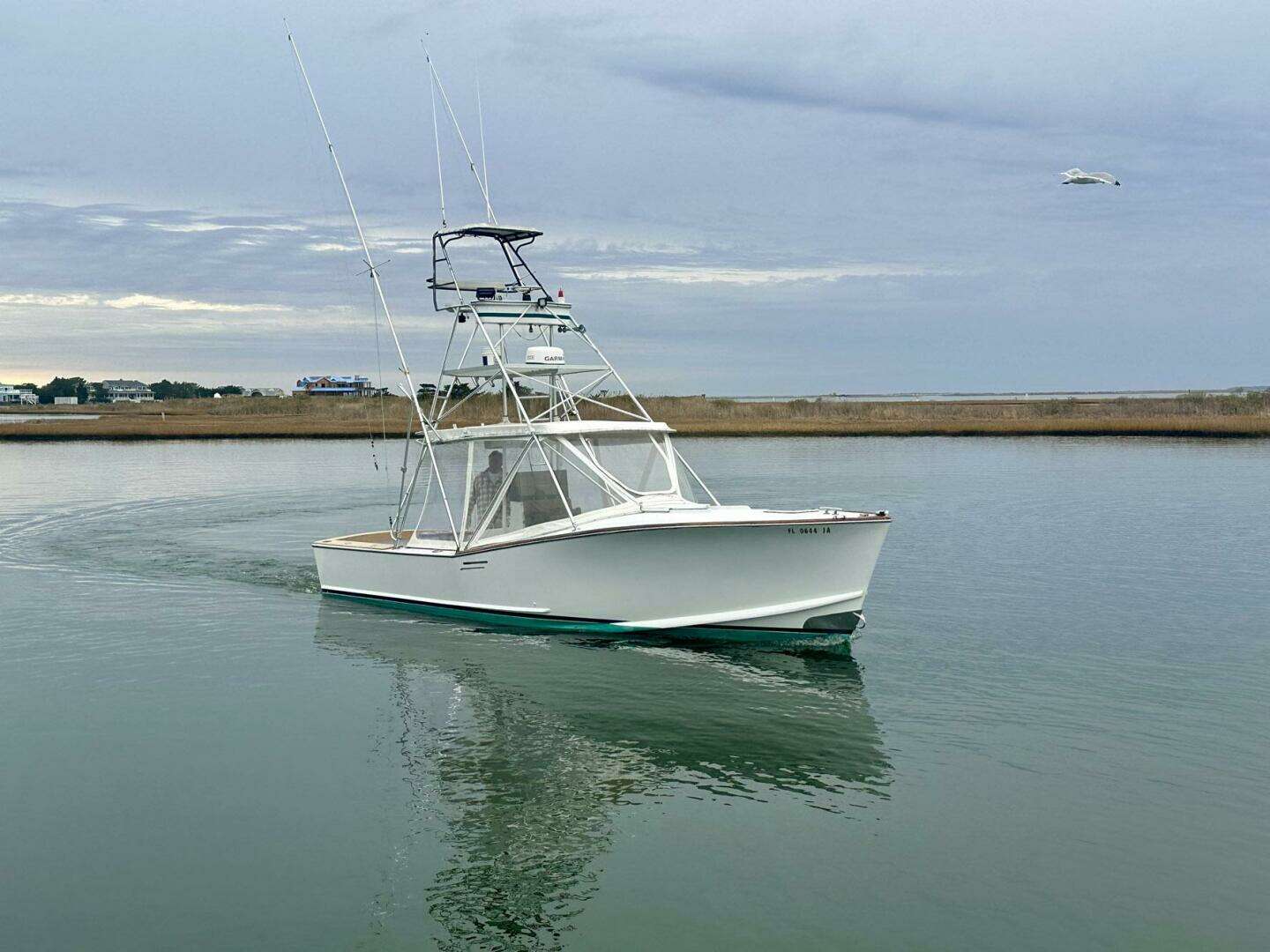 1987 Palm Beach 30 Express - Image 2