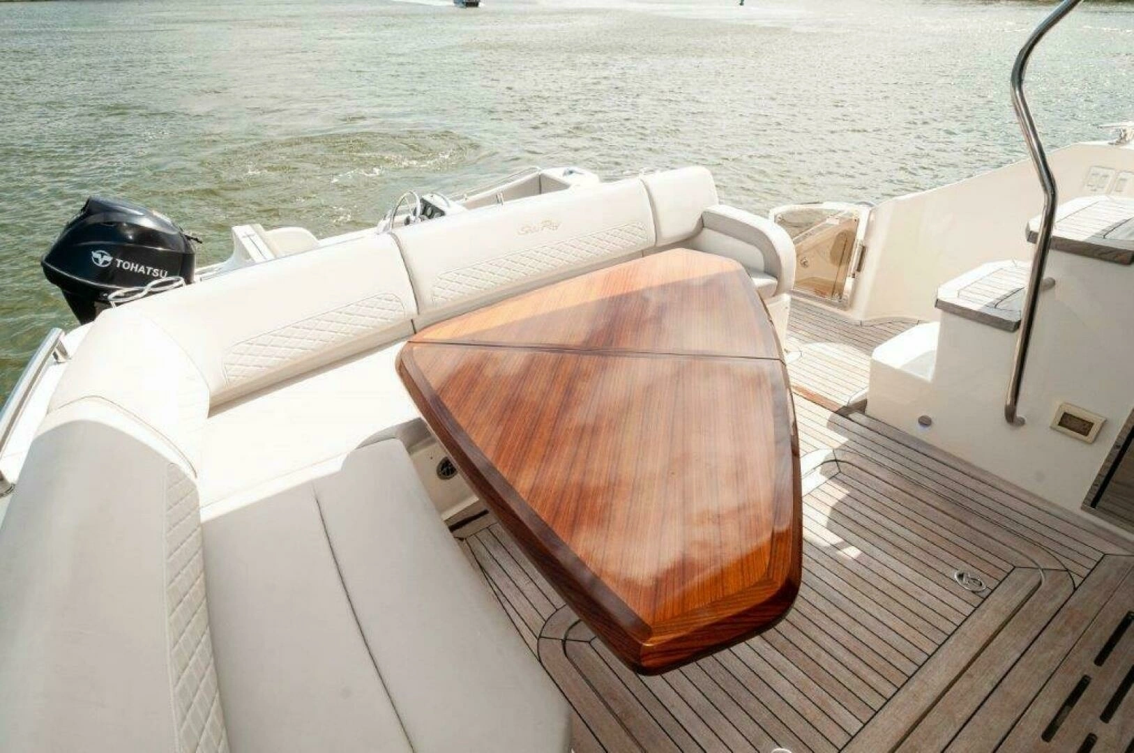 2018 Sea Ray L550 Flybridge - Image 43
