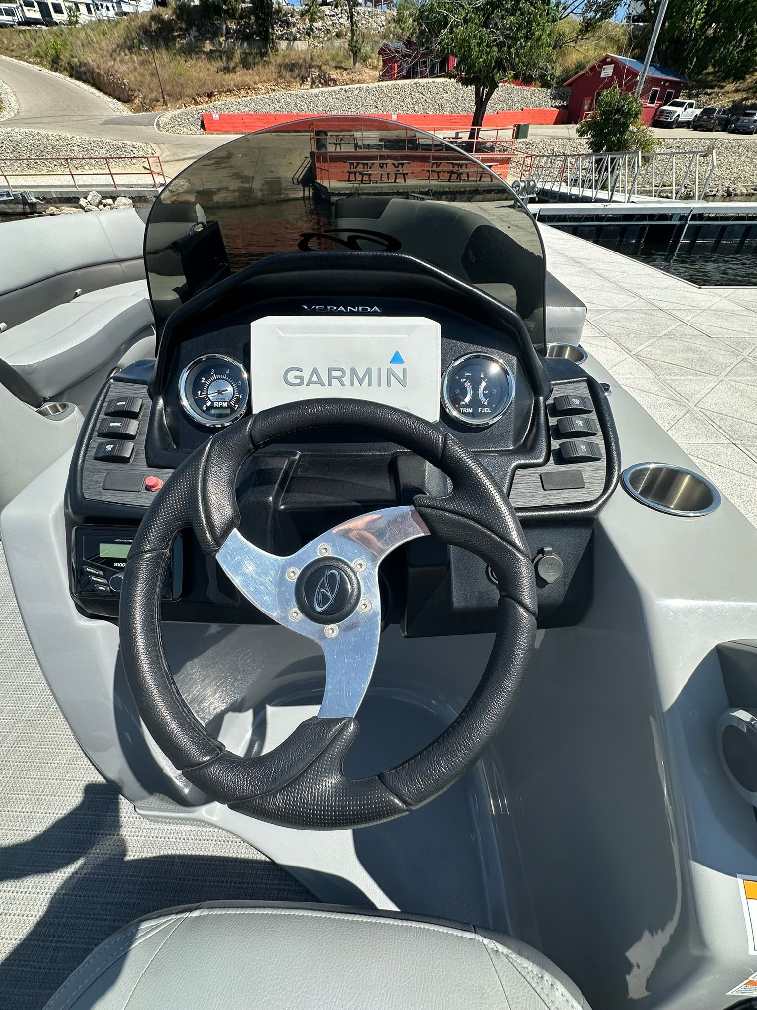 2023 Veranda Relax VR25VLB helm with Garmin navigation system.