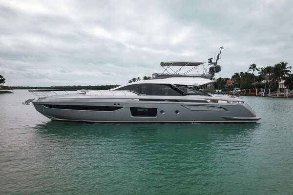 2020 Azimut S8