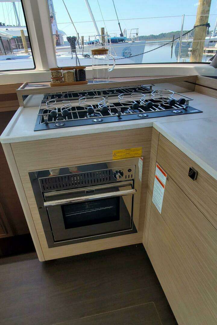2026 Lagoon 43 Owner's Version - Image 18