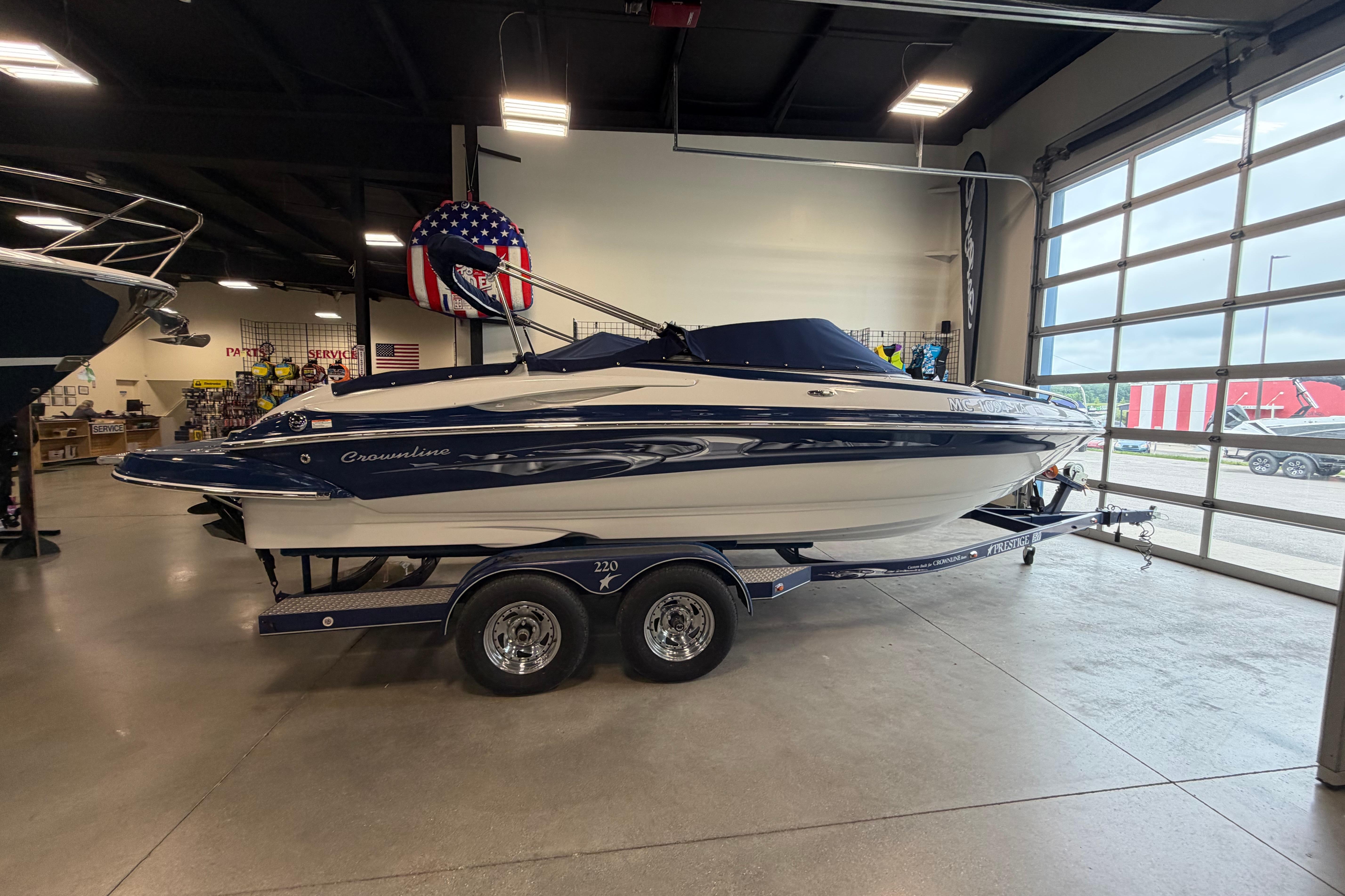 2008 Crownline 220 LS