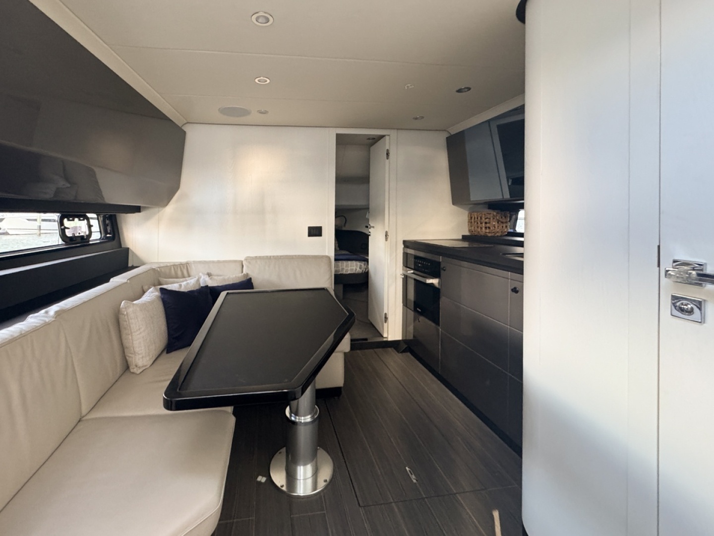 2023 Azimut Verve 47 - Image 62
