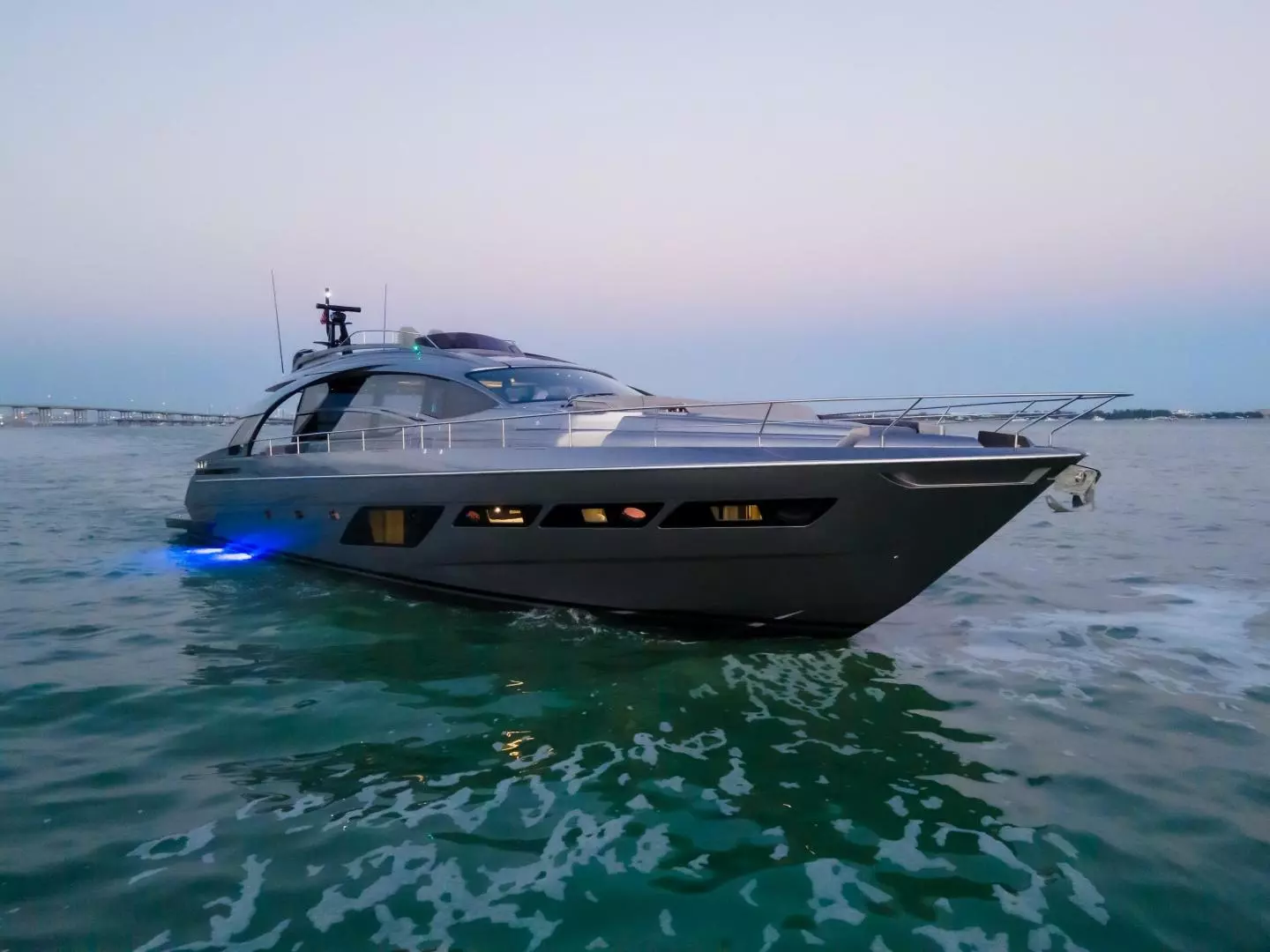 2021 Pershing 8X - Image 2