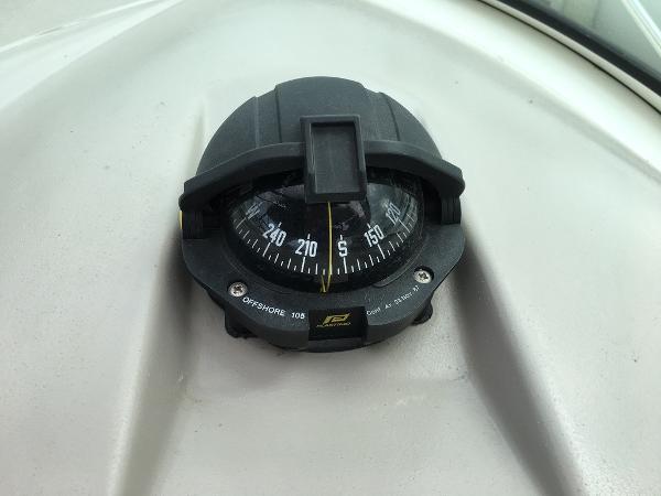 Compass on Cruisers Yachts 3372 Express, year 2004.