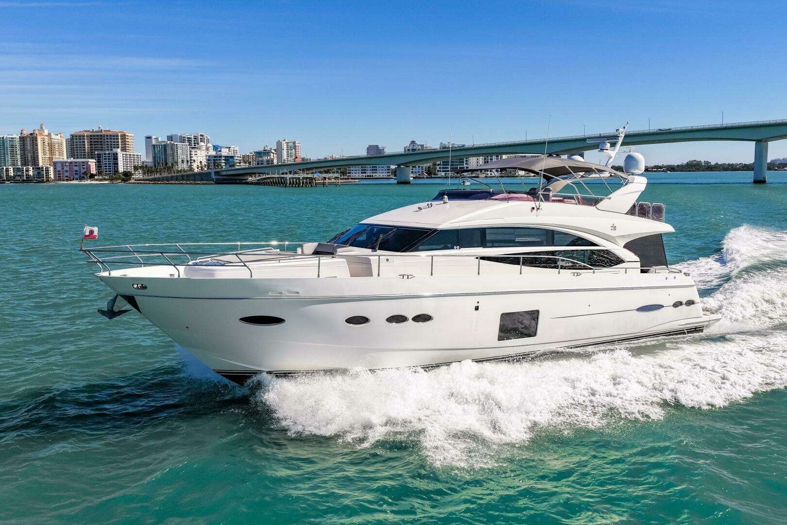 2014 Princess Y72 - Image 42