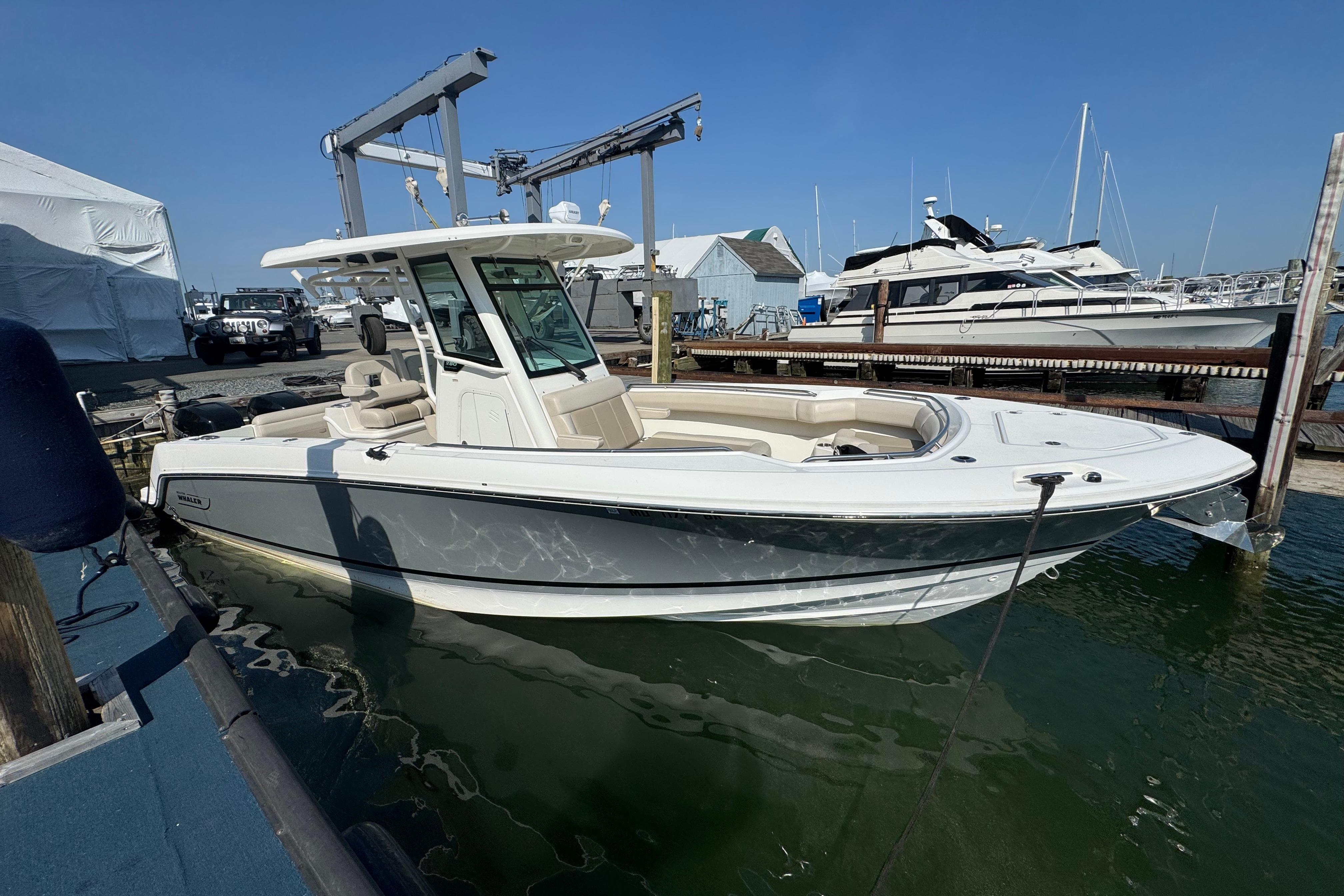 2020 Boston Whaler 280 Outrage