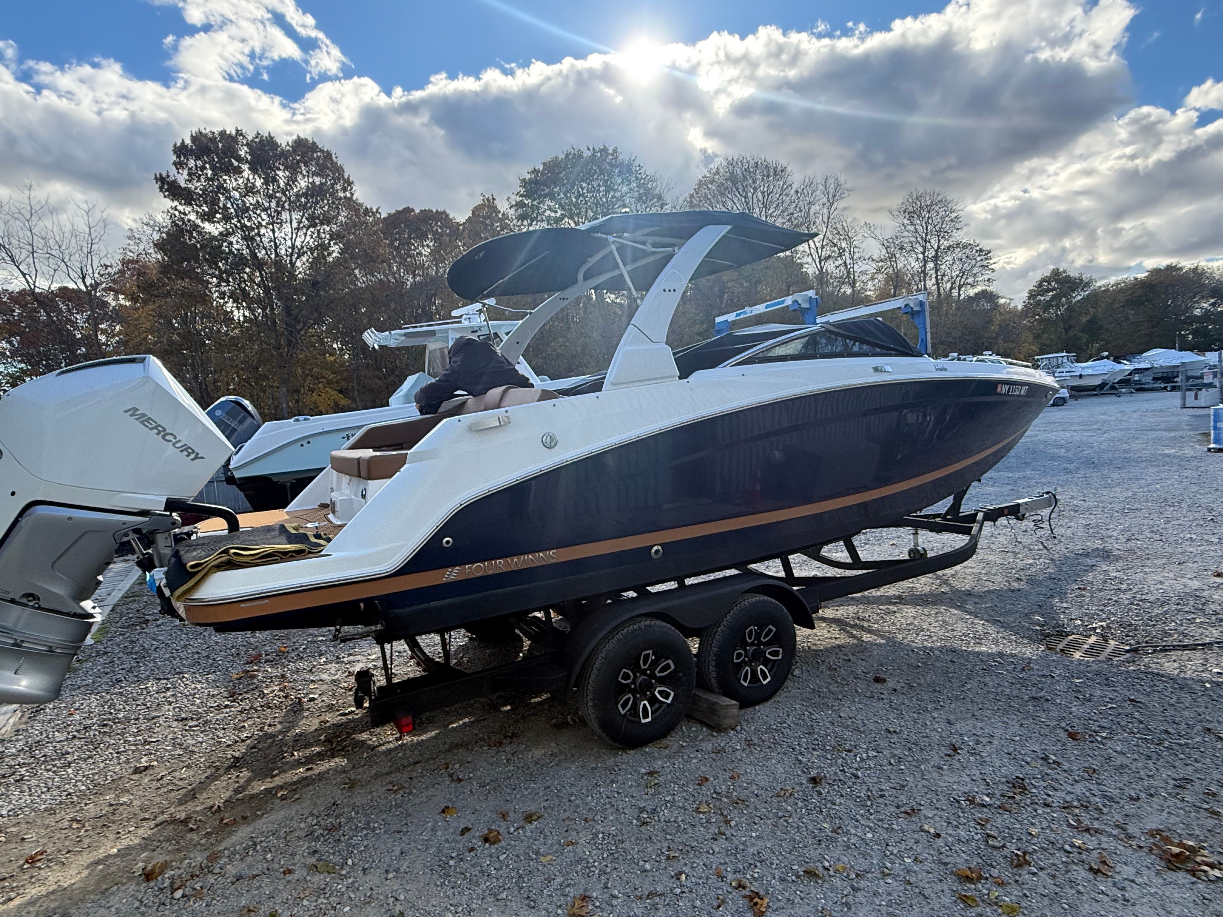 2024 Four Winns HD8 - 8