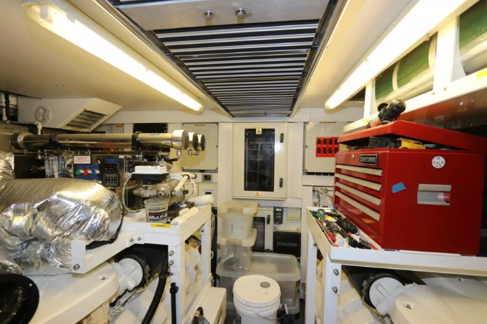 2015 Sunseeker Yacht - Image 43