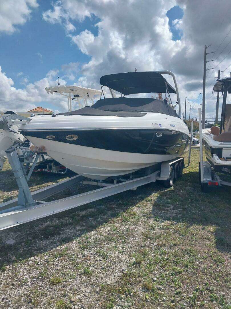 2009 Rinker 296 - Image 2