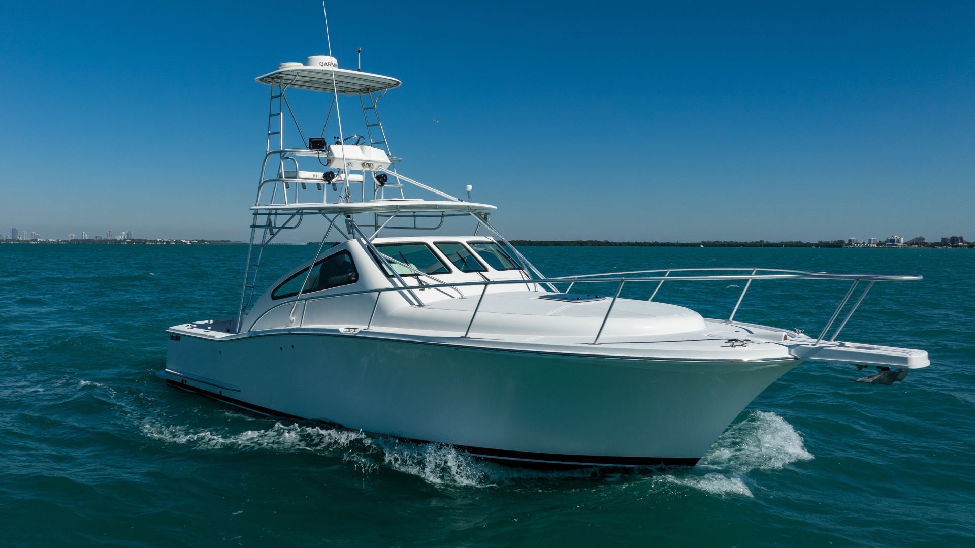 2004 Luhrs 320 Open - Image 8