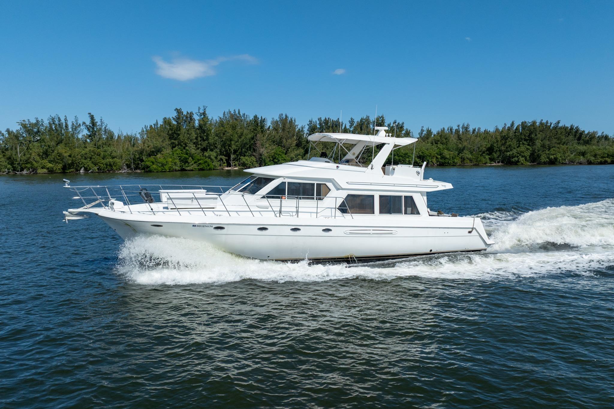 2003 Navigator 5700