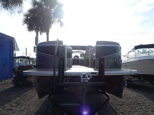 2025 Avalon LSZ Rear Fish 25 FT - 3