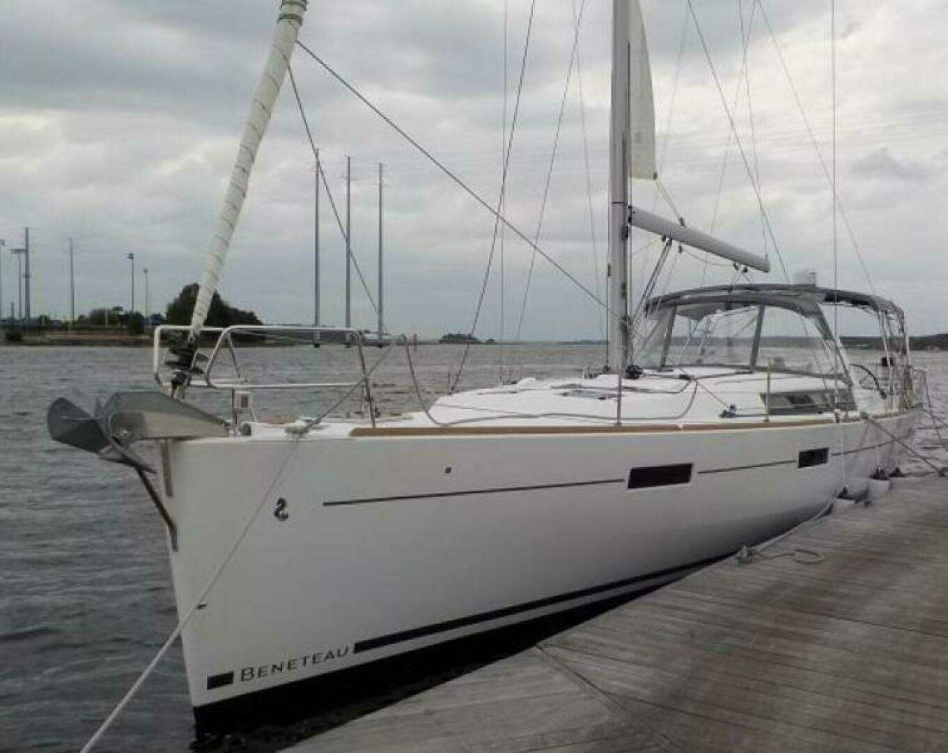 2017 Beneteau Oceanis 45 - Image 13