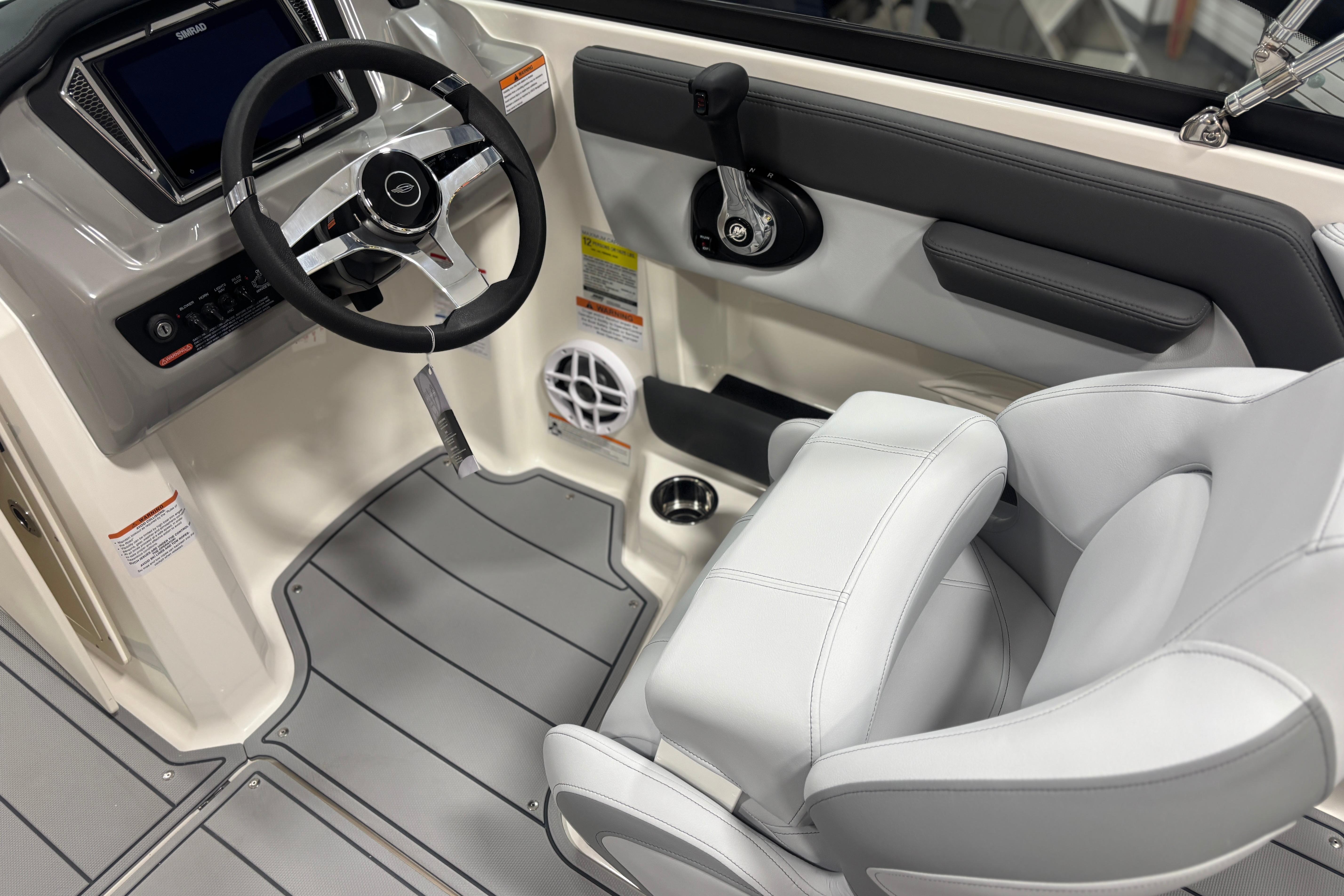 Interior of Chaparral 21 SSi Ski & Fish 2026 boat.