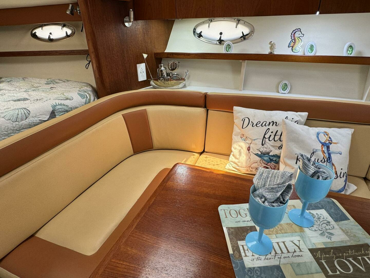 2000 Tiara Yachts 3100 Open - Image 12