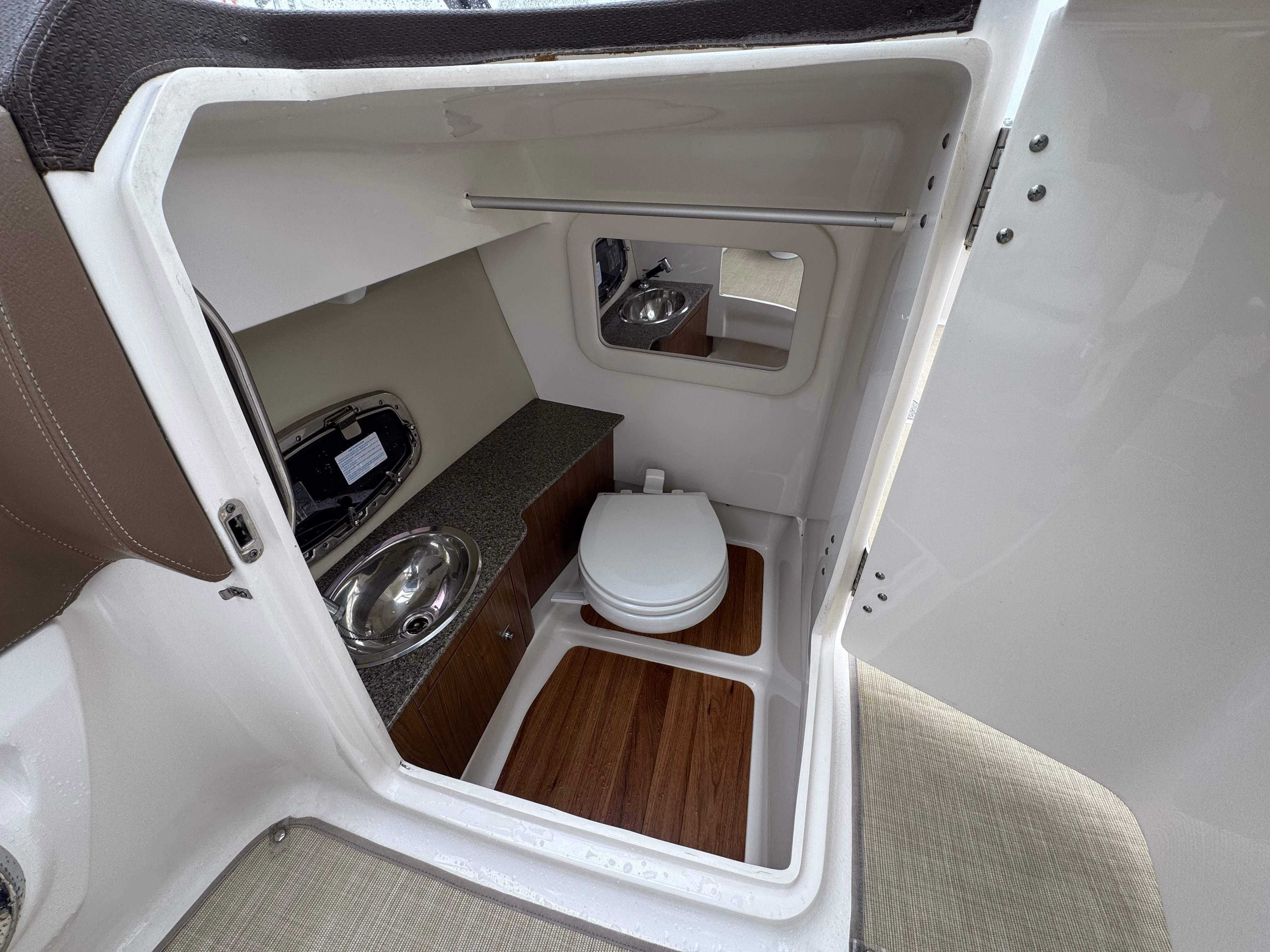 2014 CHAPARRAL 277 SSX - Image 8