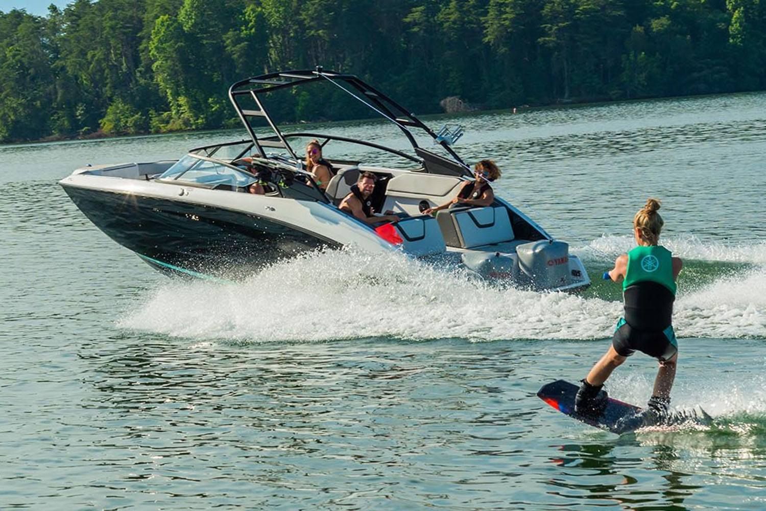 2023 Yamaha Boats AR250 - 19
