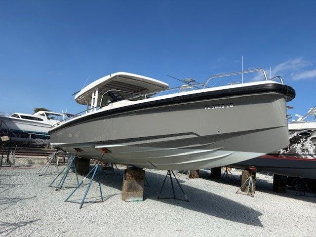 2017 Axopar 37 SUN TOP - 2