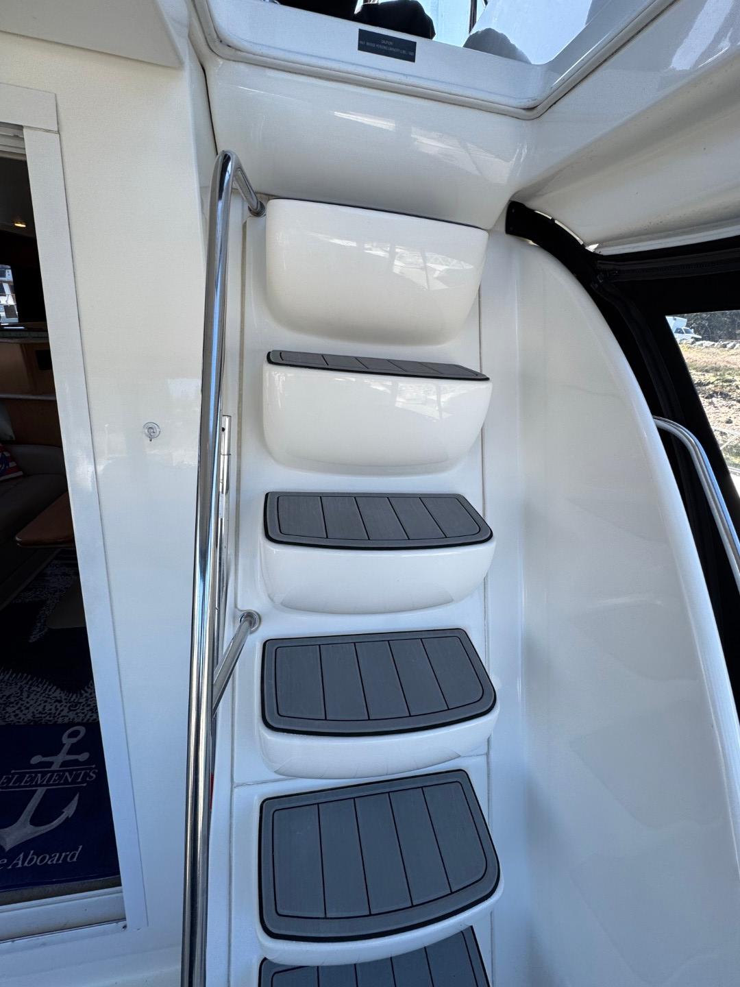2003 Meridian 381 Sedan - 52
