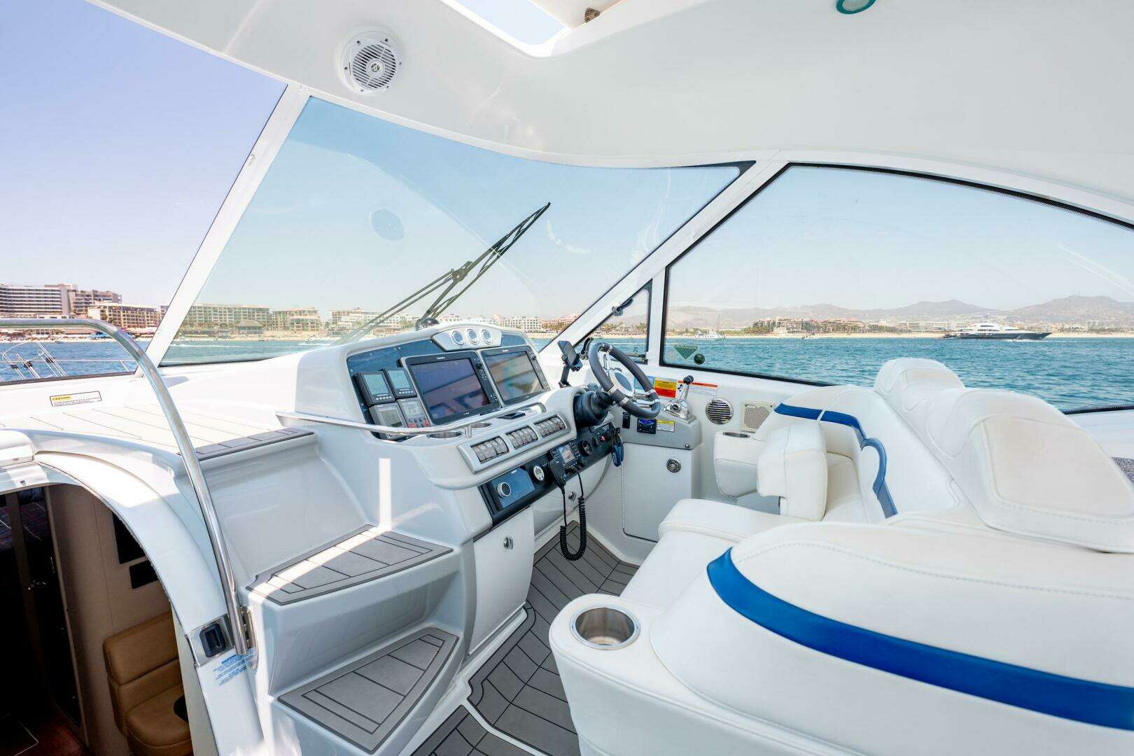 2007 Formula 45 Yacht - Image 38