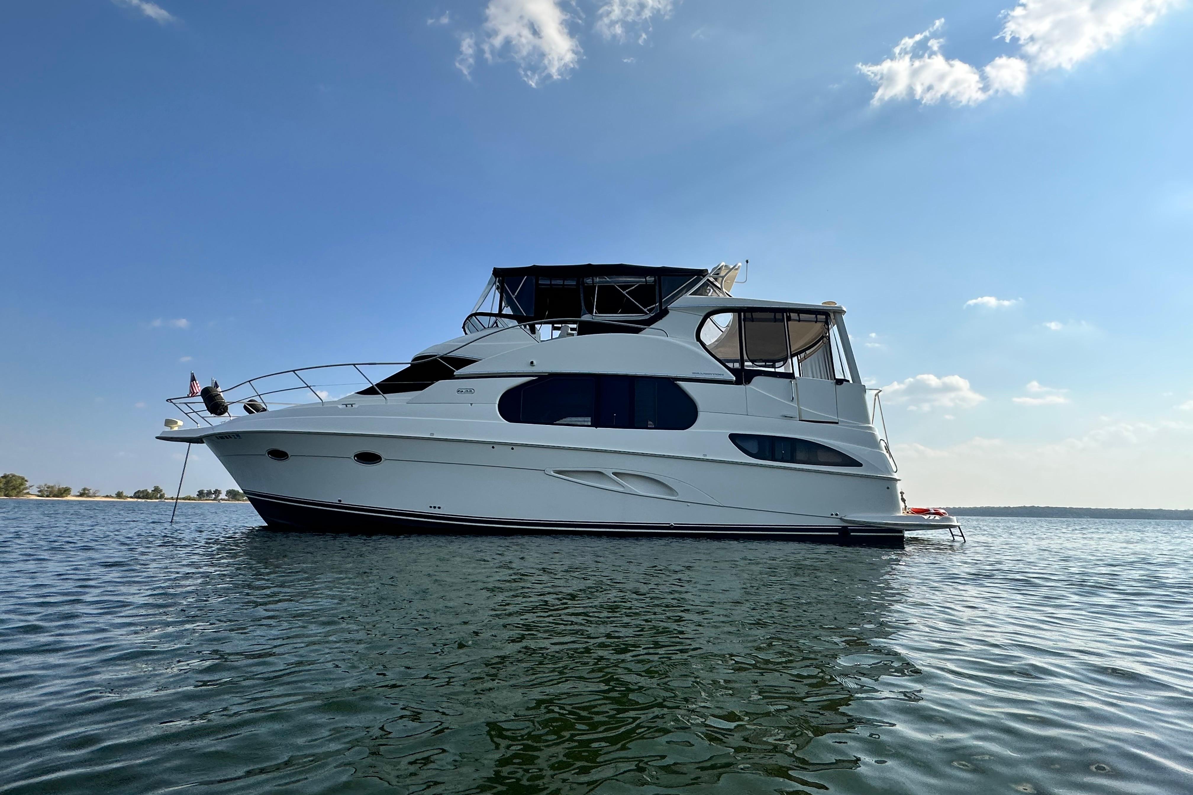 2005 Silverton 43 Motor Yacht