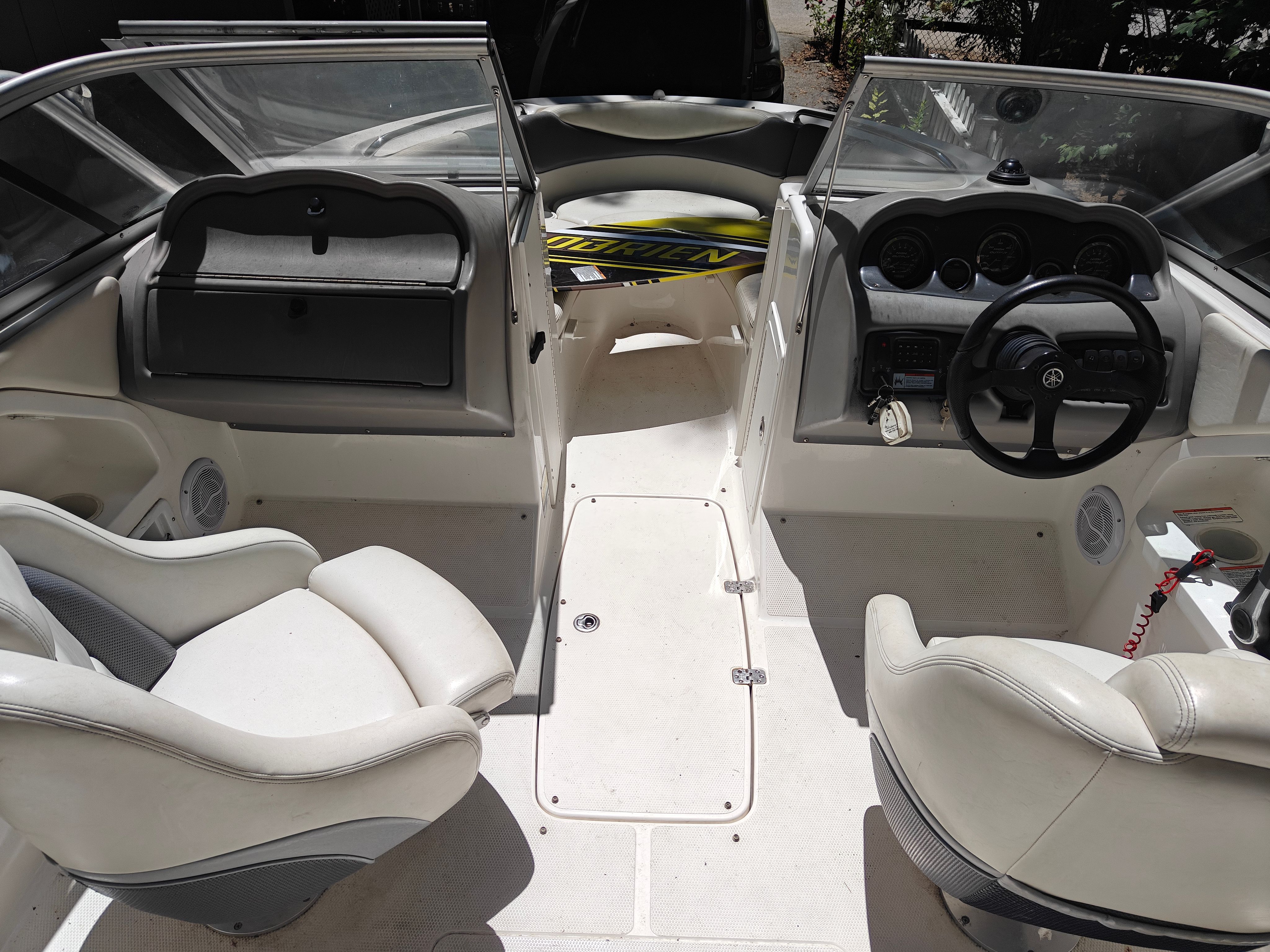 2005 Yamaha Boats AR230 HO - 11