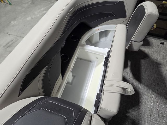 2026 BARLETTA BOATS Cabrio 22M - 30