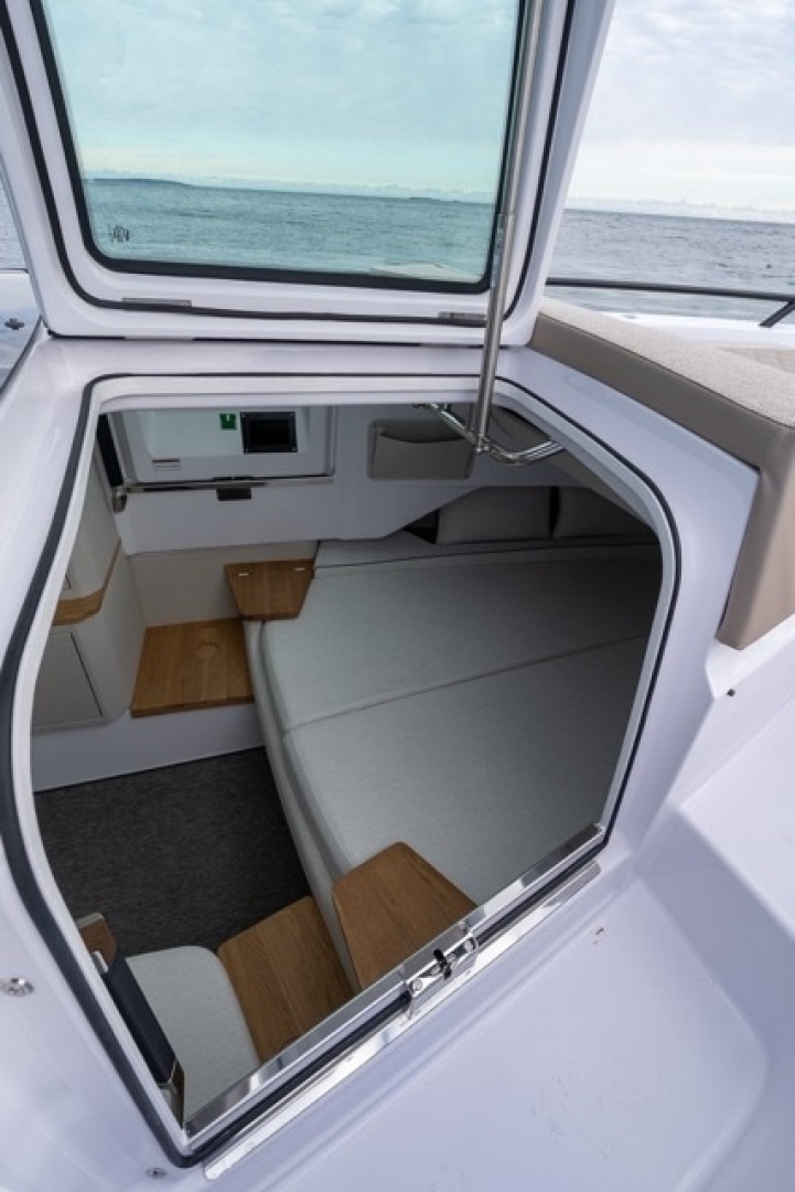 2026 Axopar Axopar 37 XC - Image 18
