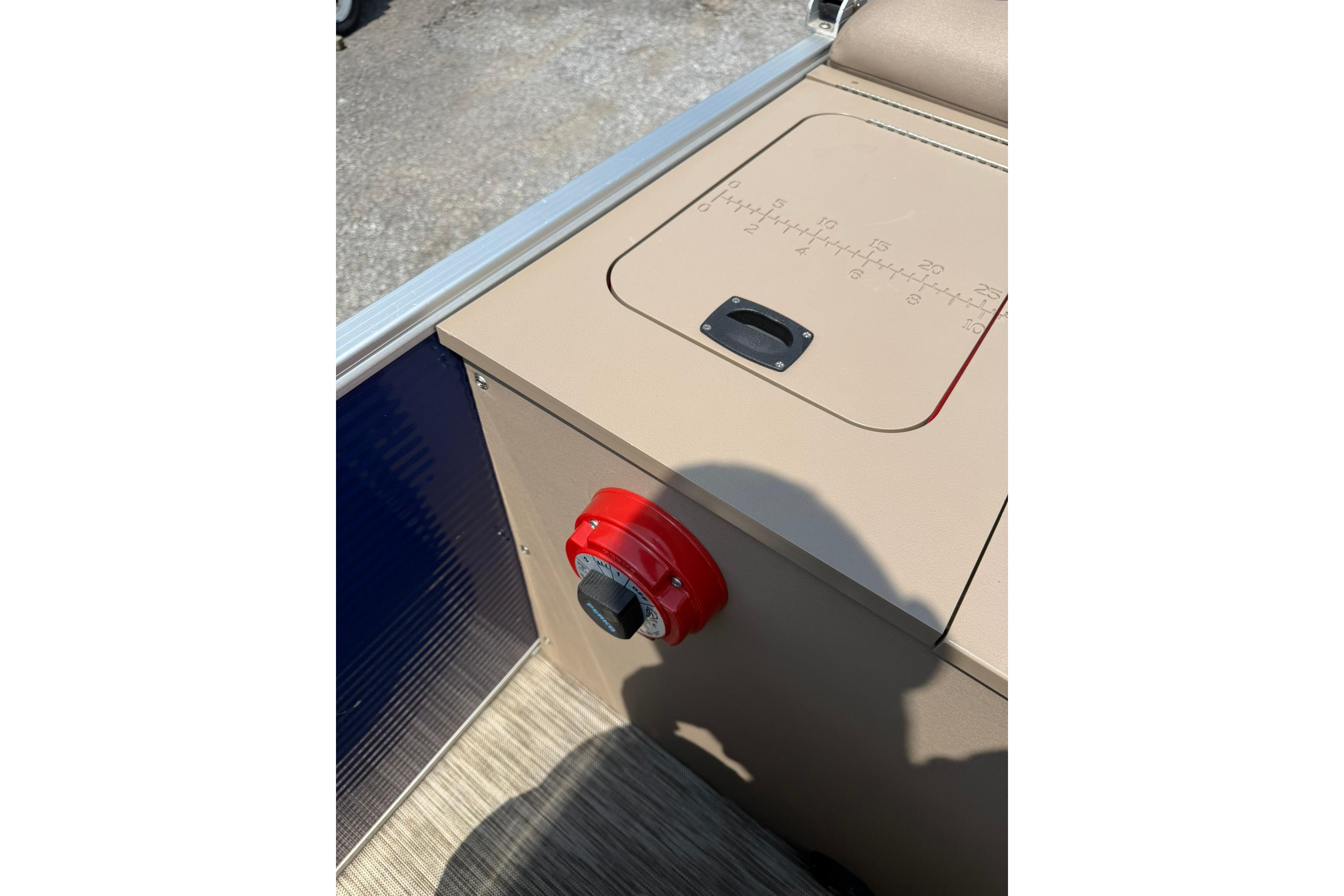 2020 Bennington SX 22 SFX boat control panel with red dial and measurement markings.