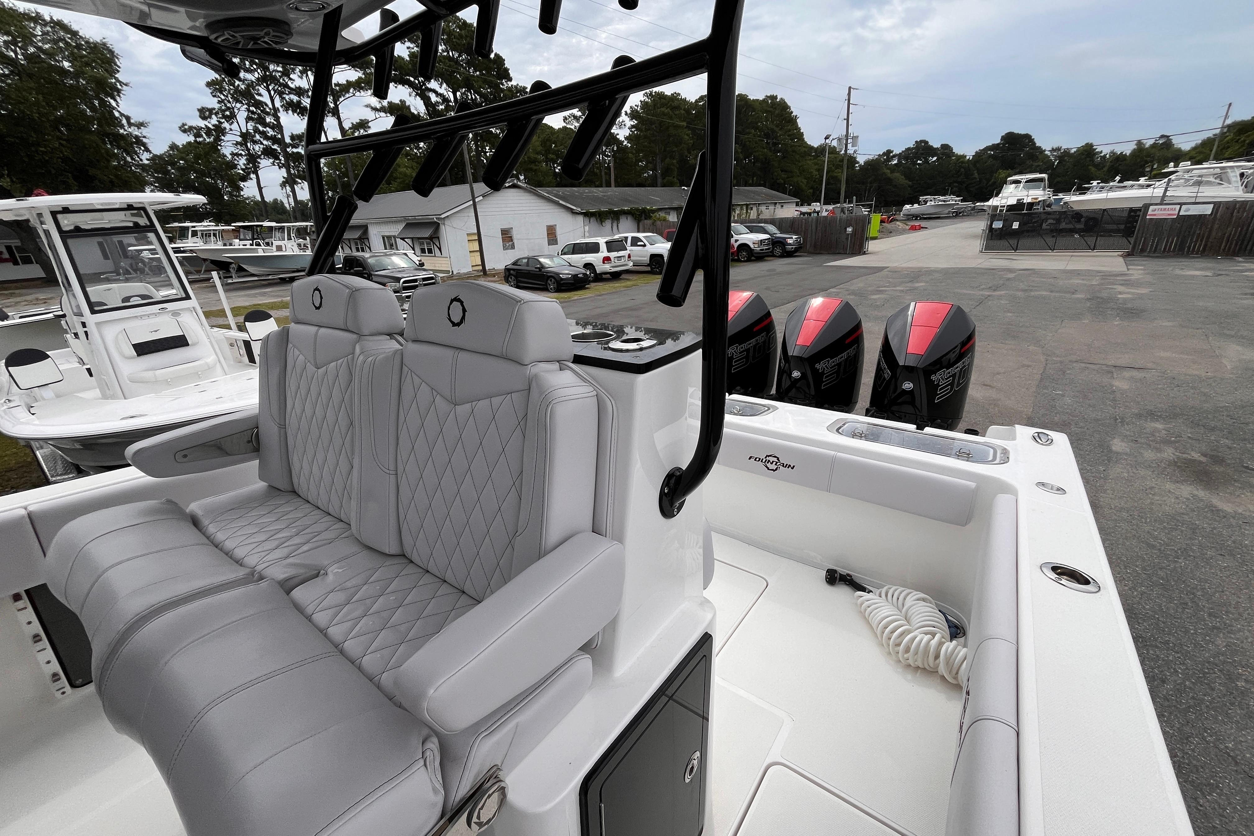 2024 Fountain 34 Tournament Edition boat with luxurious seating and powerful triple engines.