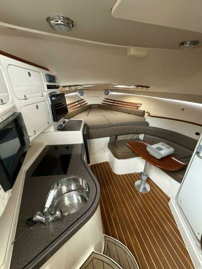 2004 Grady-White — - Image 22