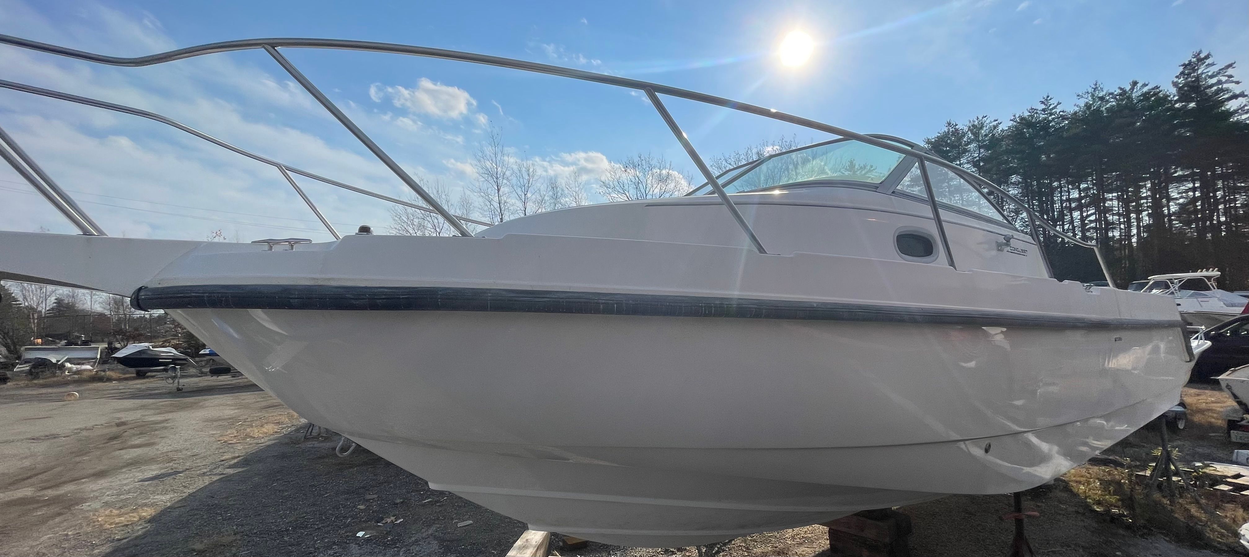 2001 Boston Whaler 26 Conquest