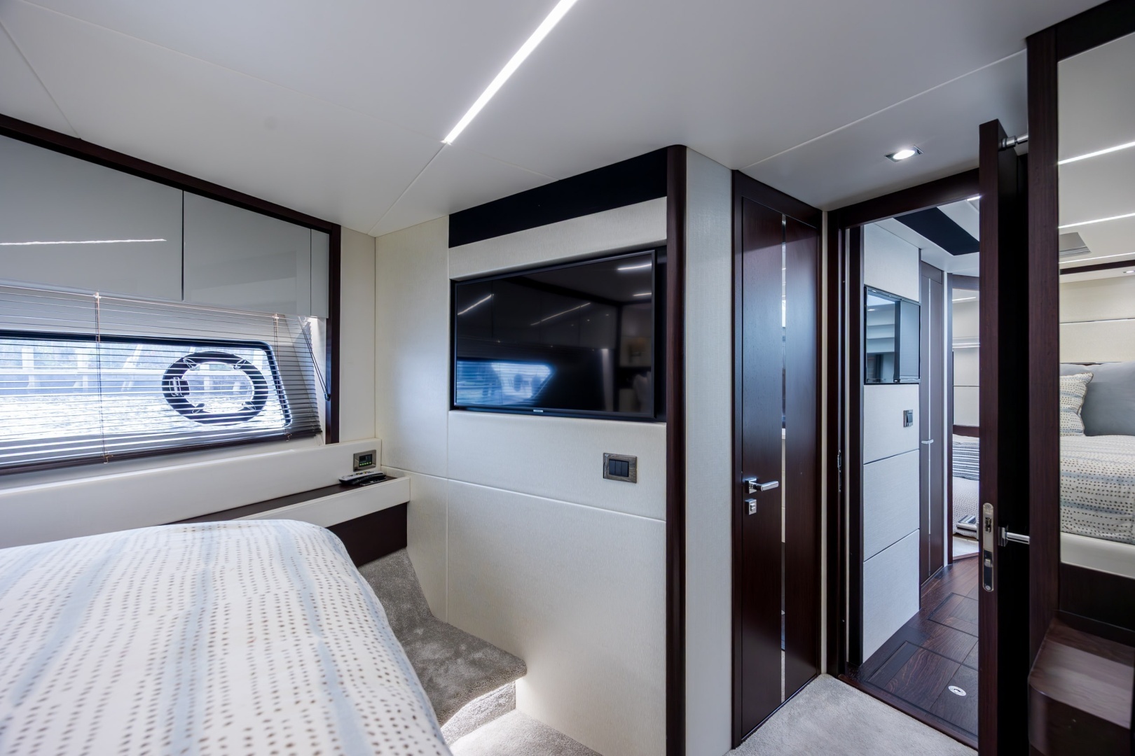 2020 Sunseeker PREDATOR 74 XPS - Image 45