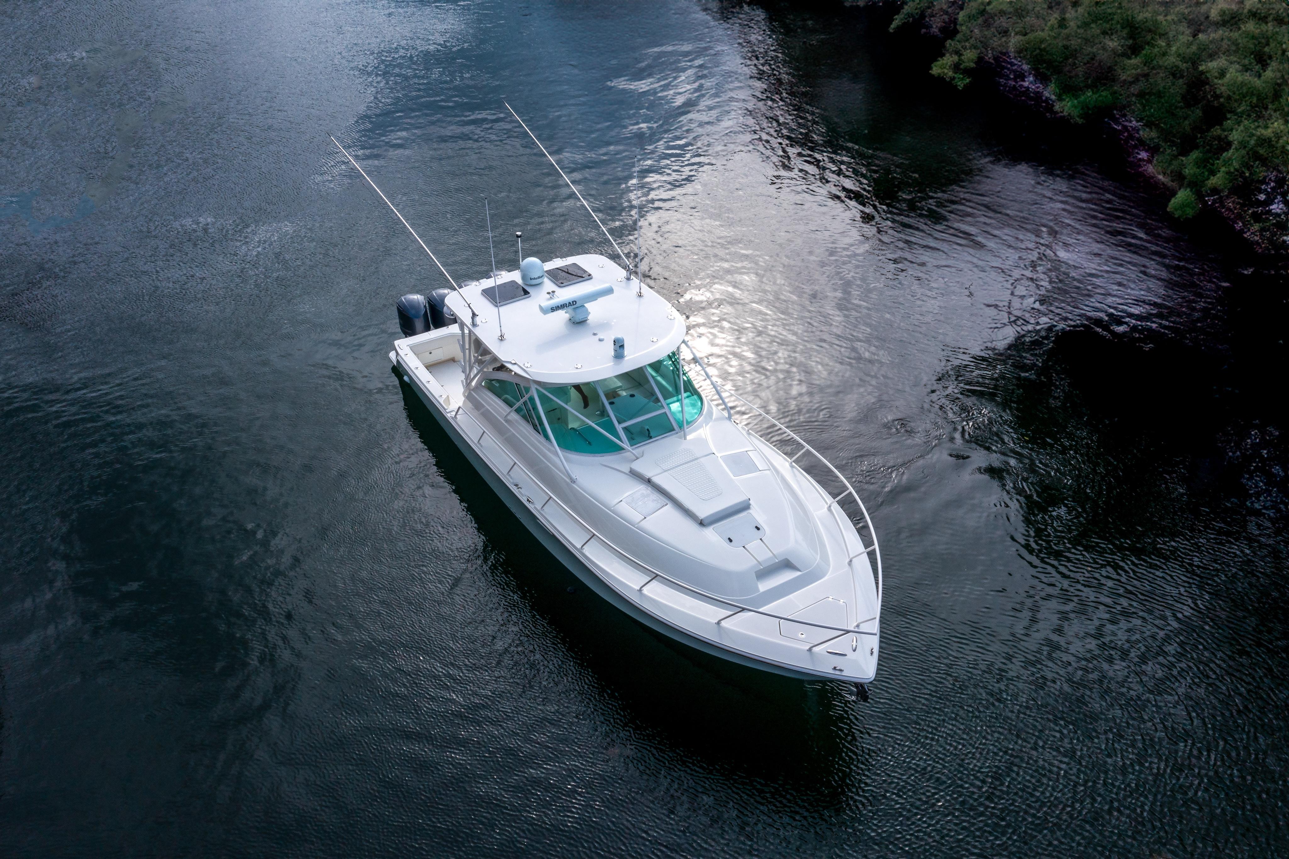 2011 SeaVee 430 Sportfish Express