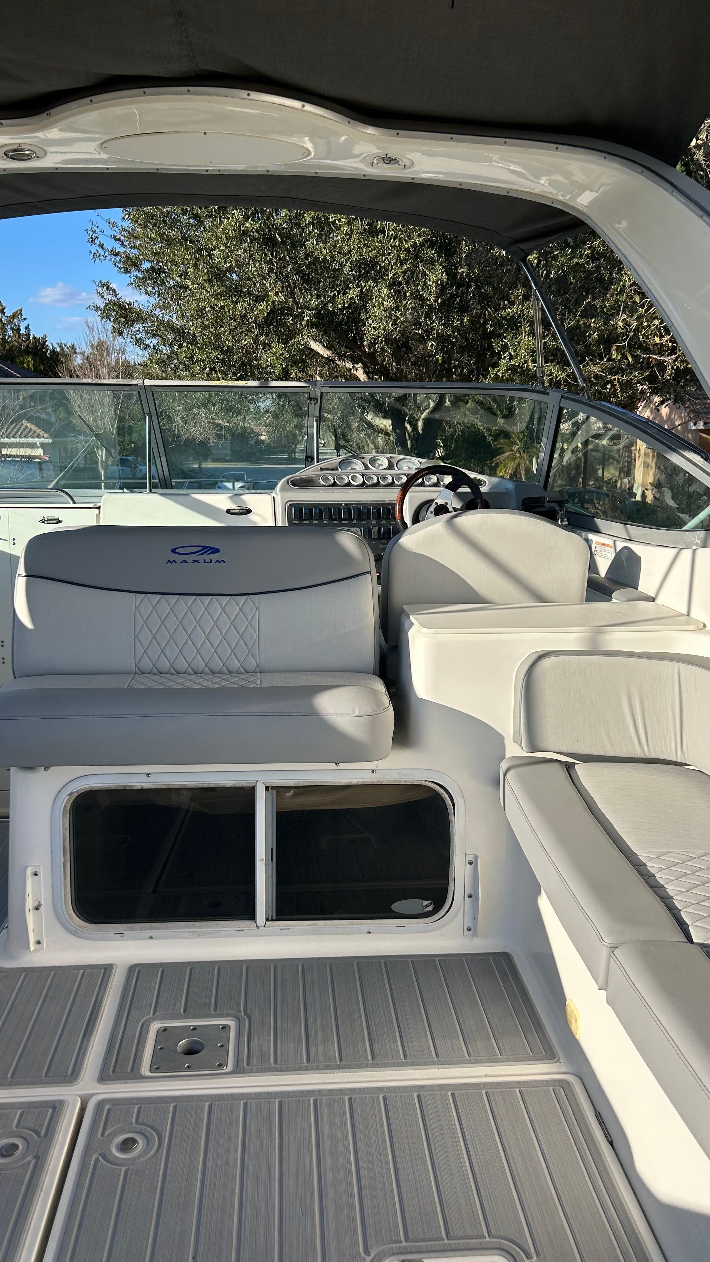 2006 Maxum 3300 SE - 42