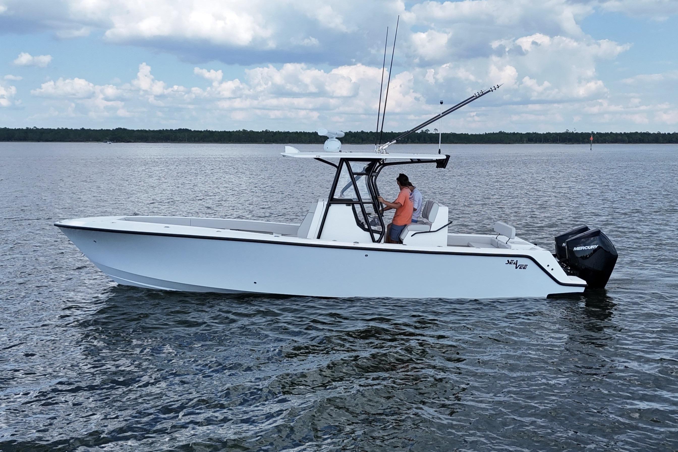 2023 SeaVee 320B