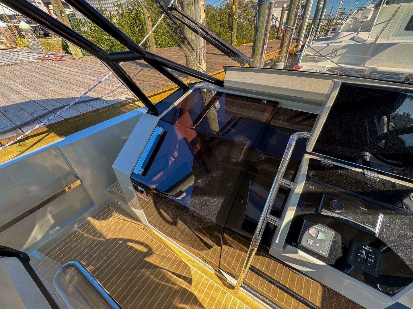 2026 De Antonio Yachts D32 - Image 21
