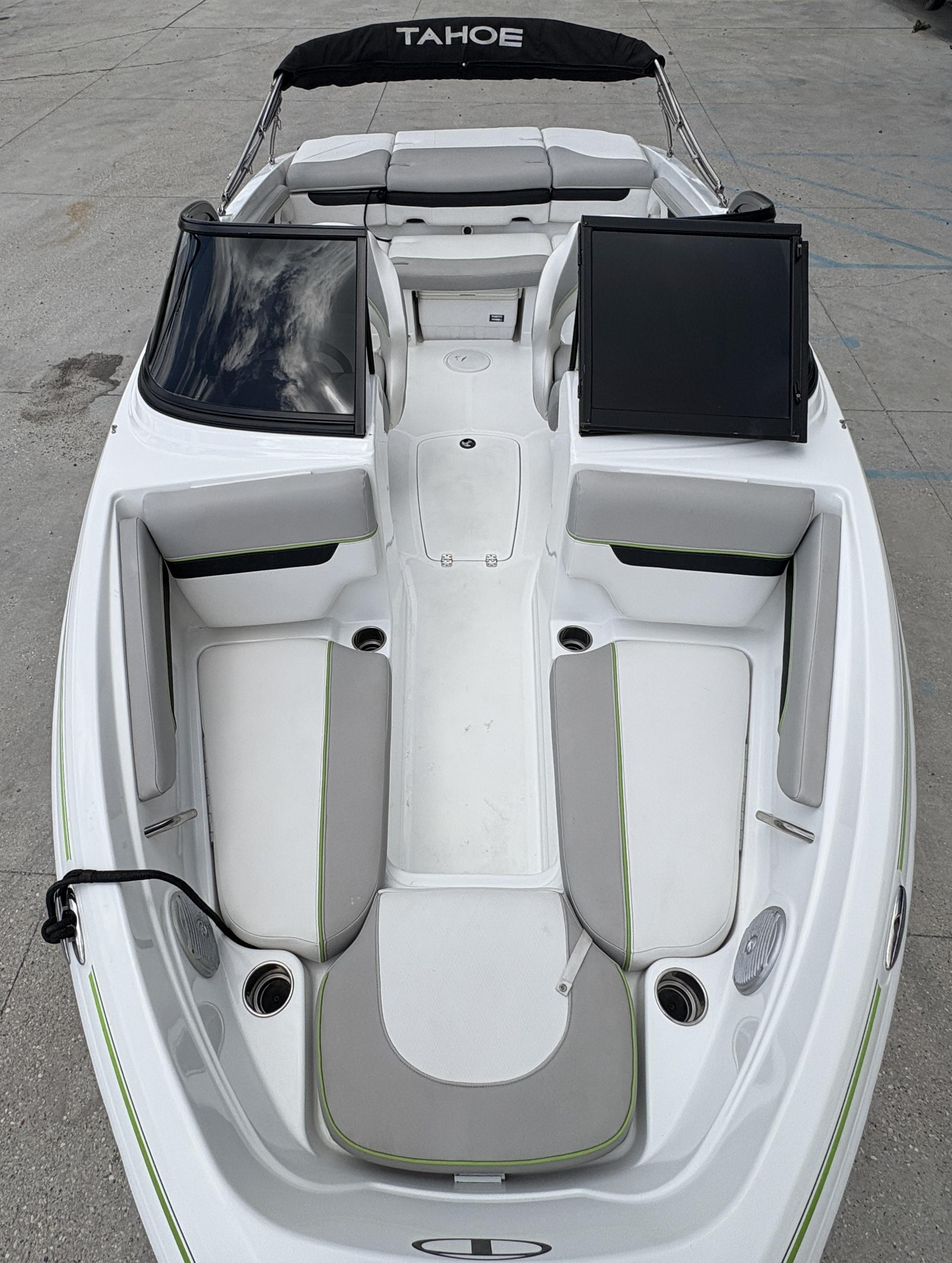 2019 Tahoe 700 - 16