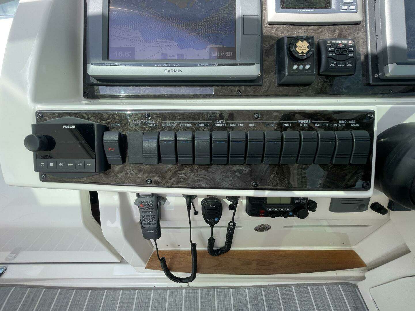 2010 Sea Ray 450 Sundancer - Image 49