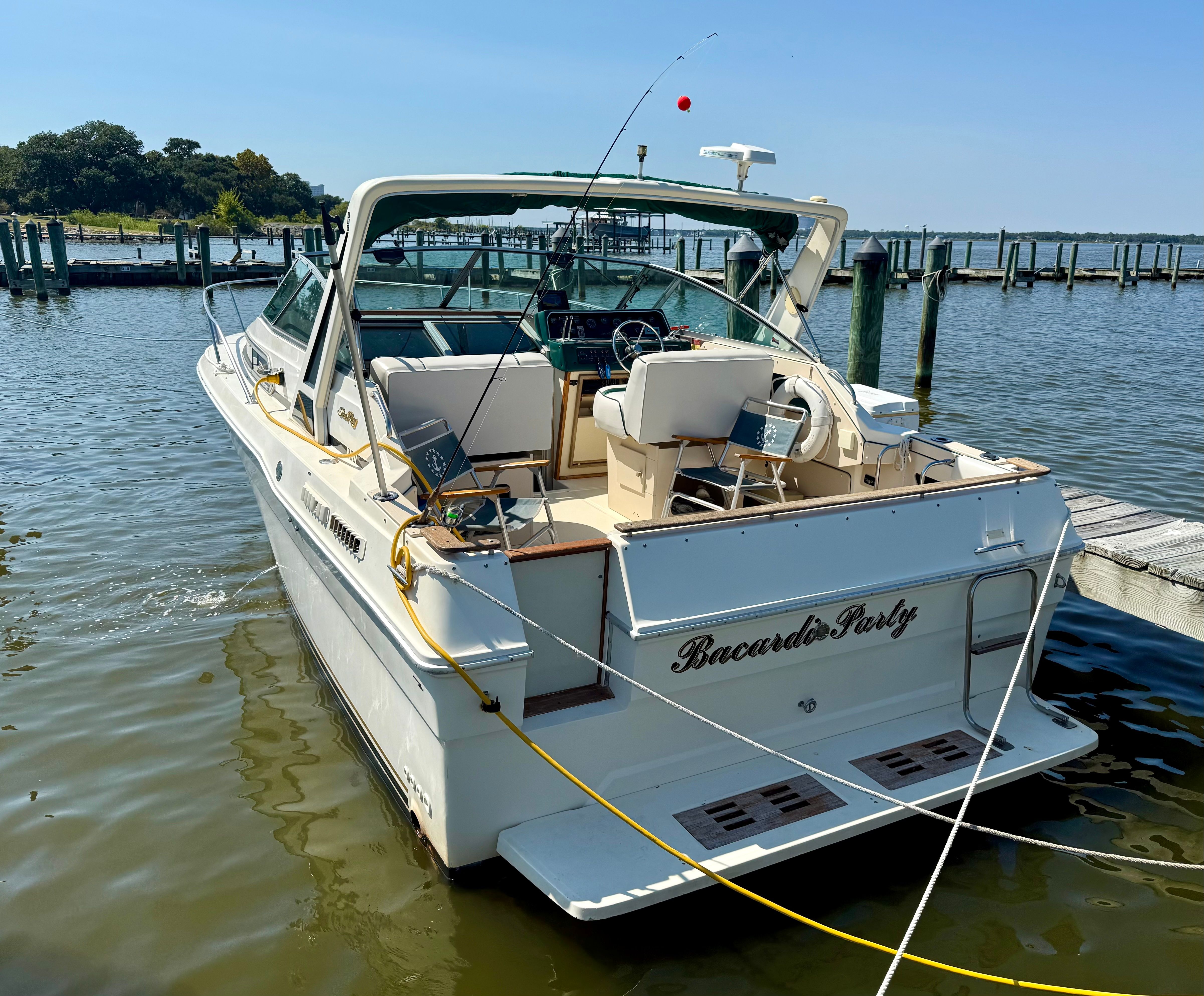 1986 Sea Ray 300 Weekender - 3
